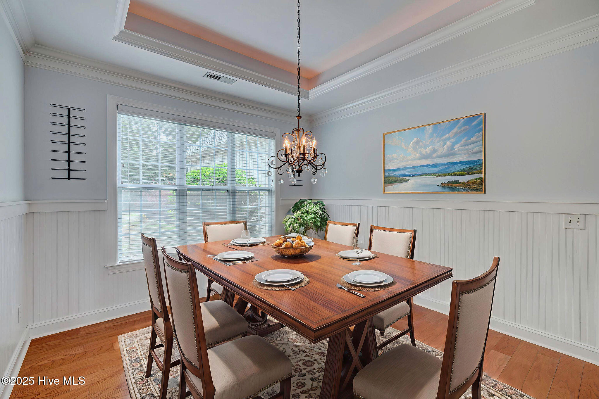 7542QuailWoodsRoad-12_Staged_01