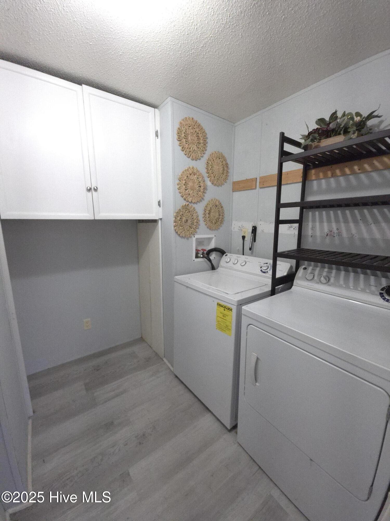 100543220 | Photo 21