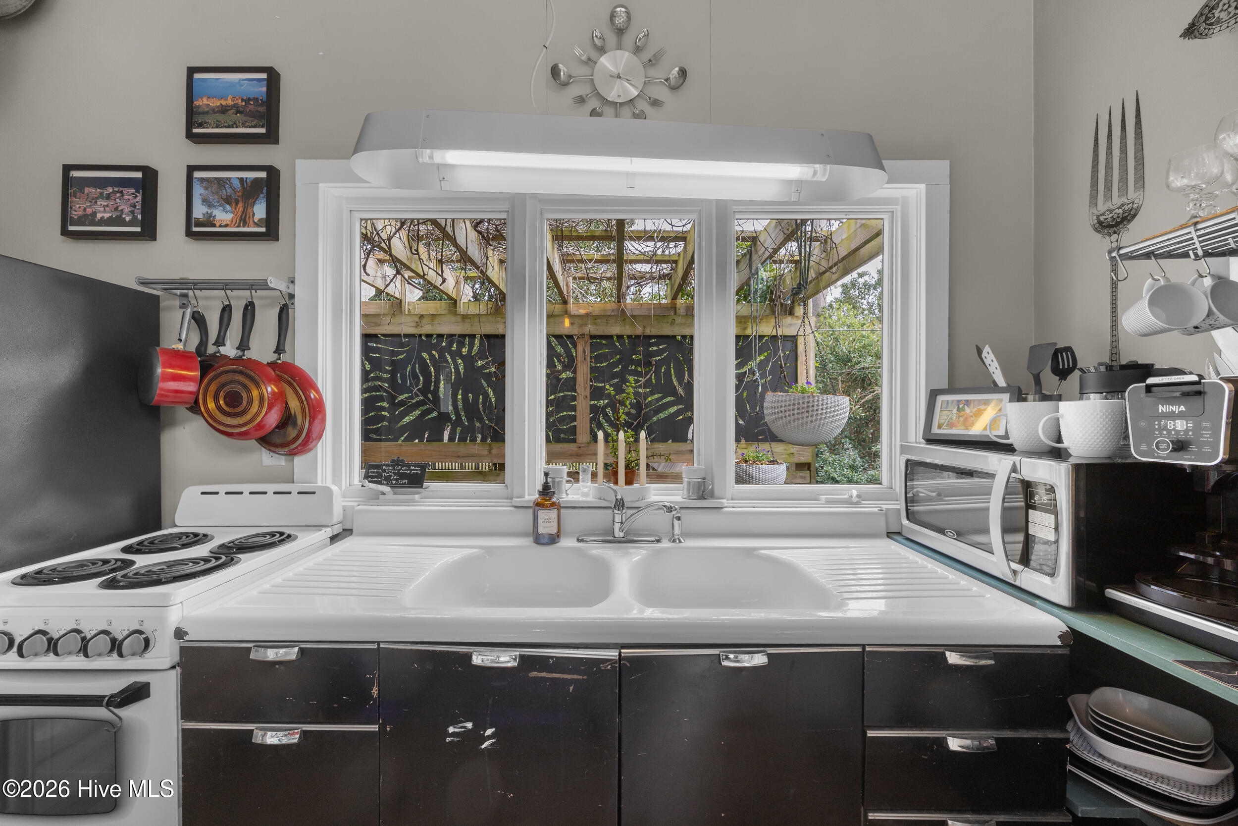 100559586 | Photo 64