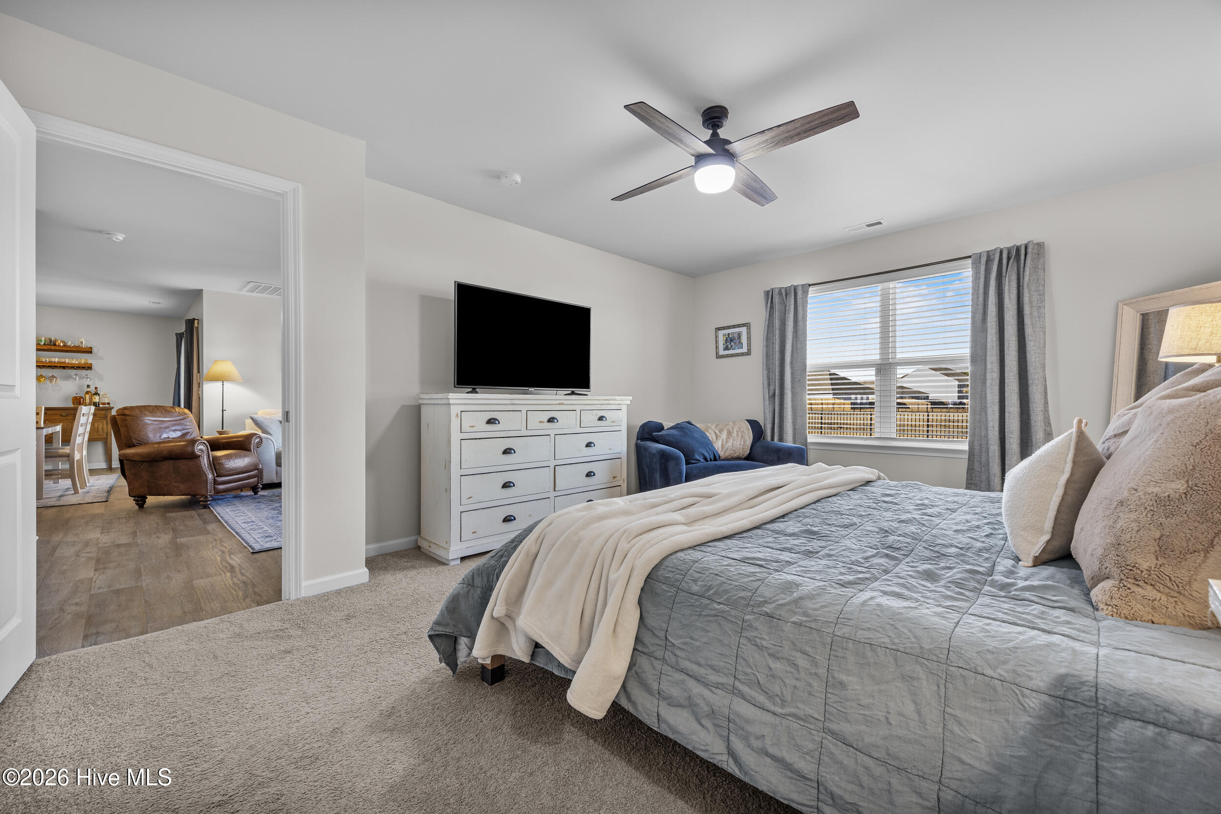 100550214 | Photo 14