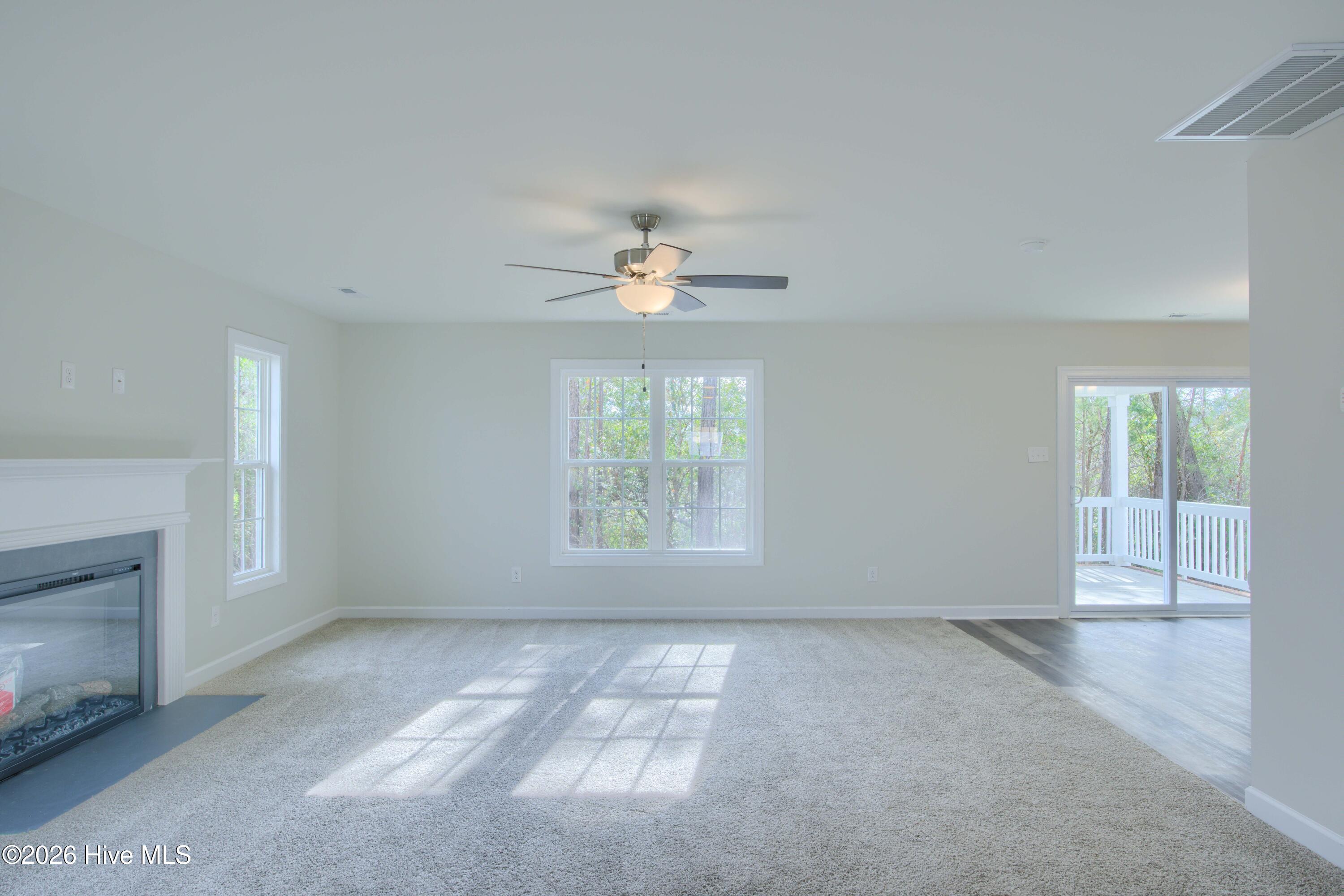 100526871 | Photo 24