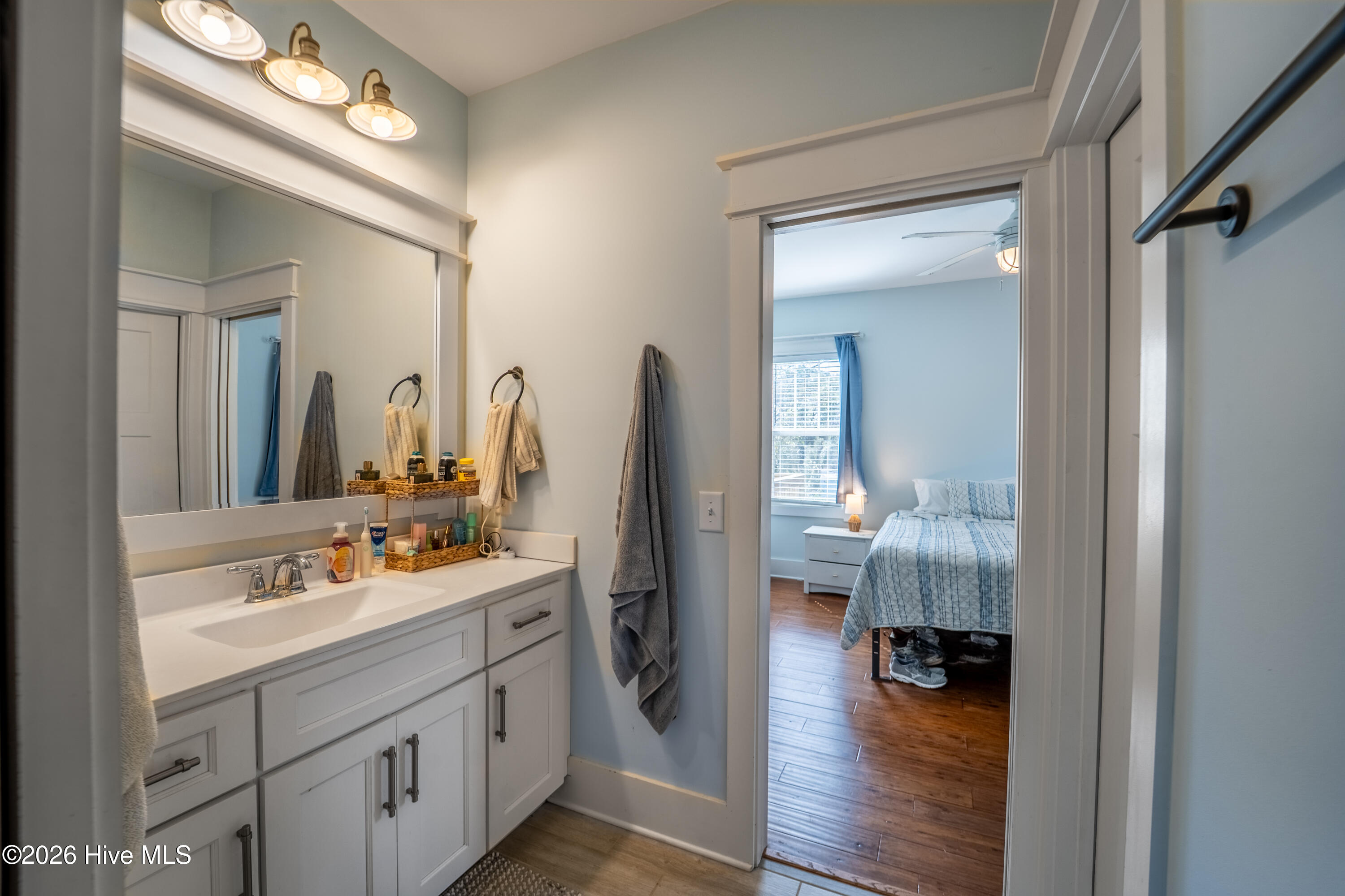 100559226 | Photo 13