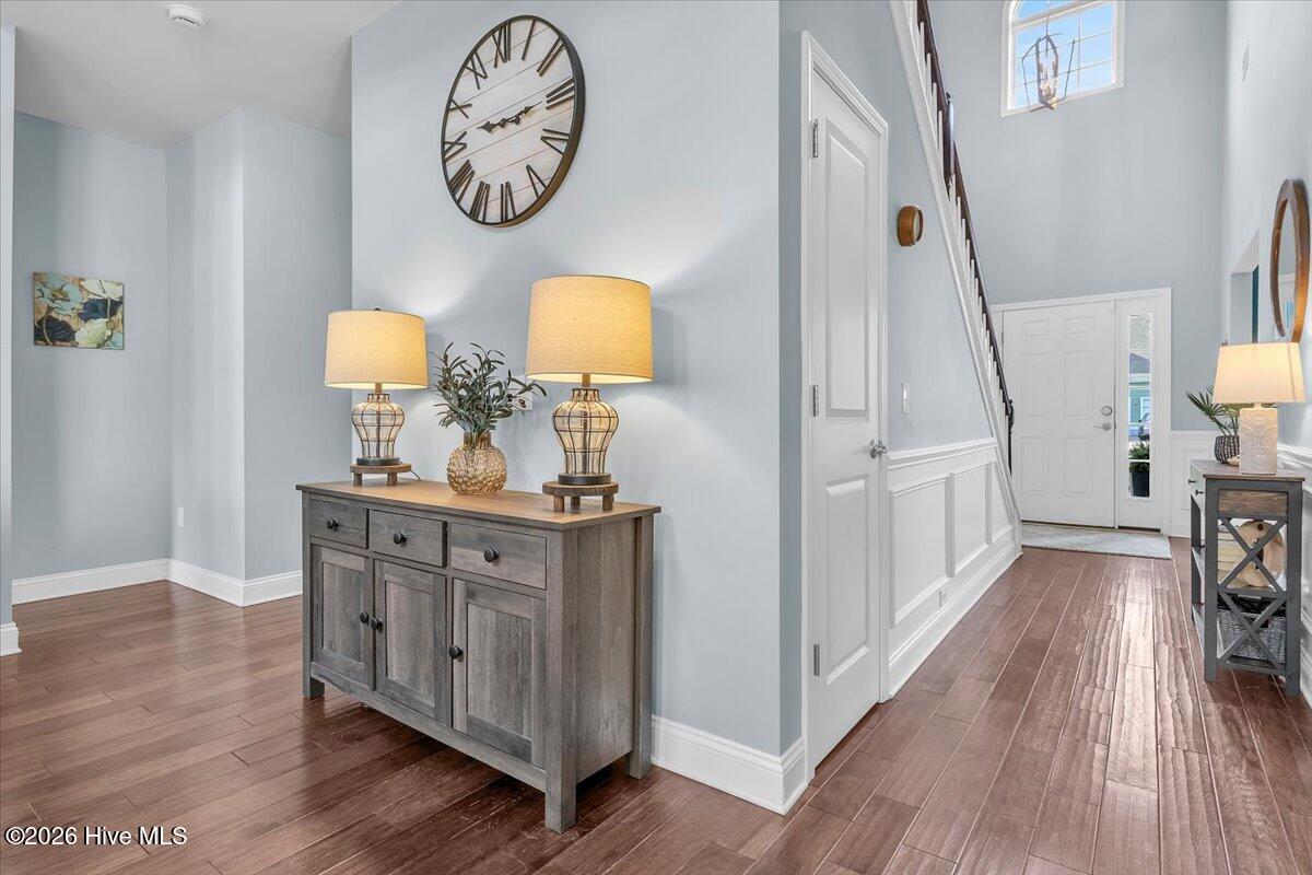 100569279 | Photo 50