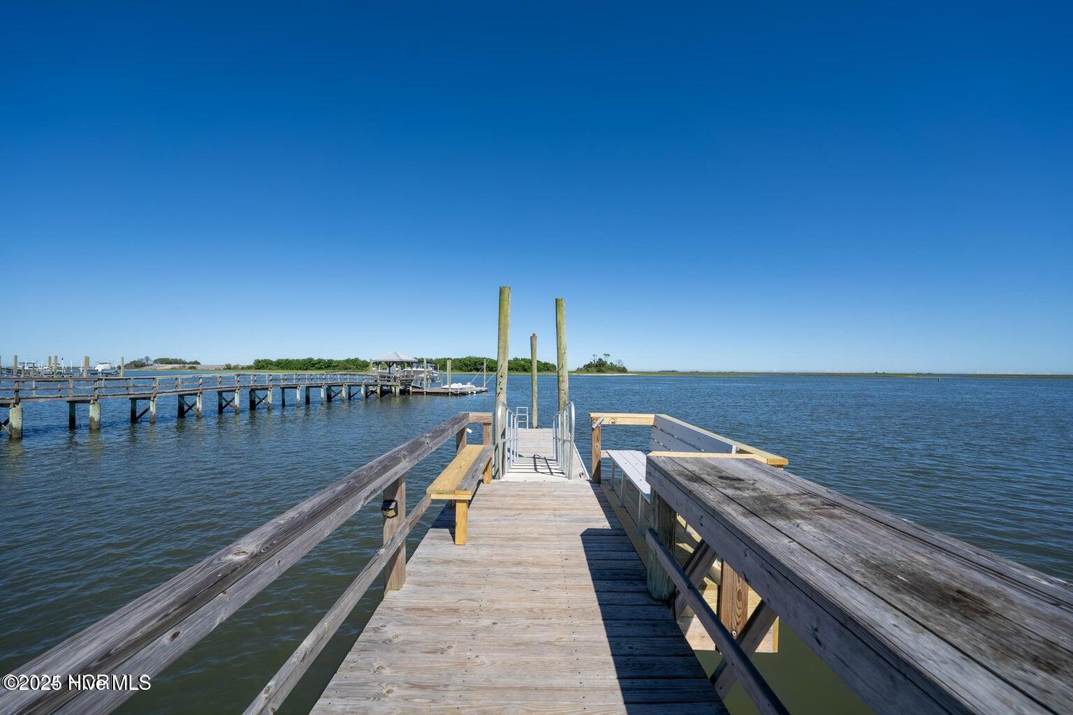 100530224 | Photo 70