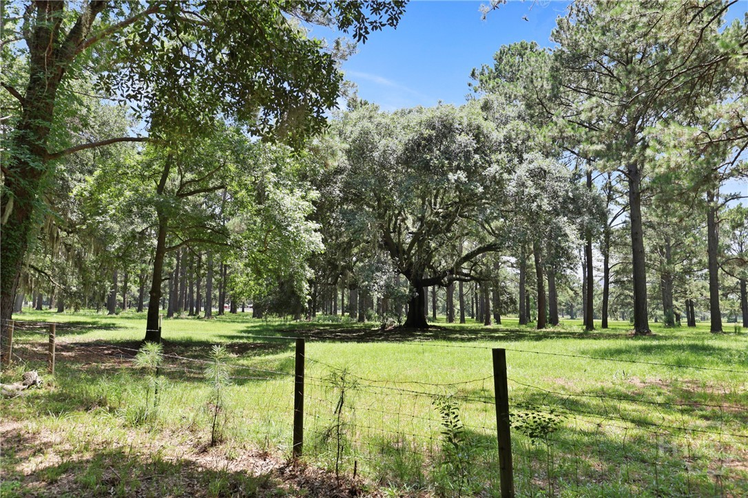 5747 Ogeechee Road, Savannah, GA, 31405
