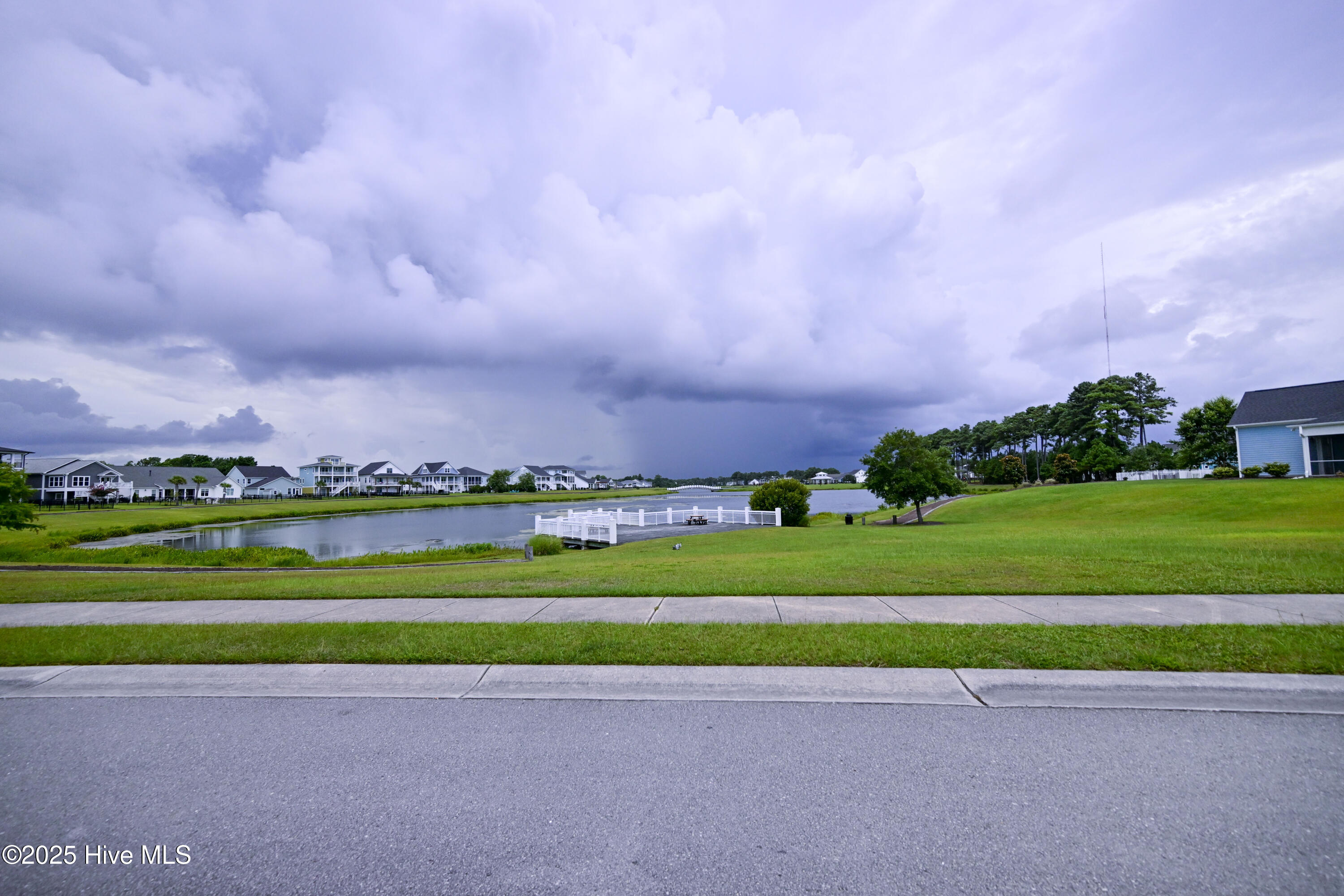 100523770 | Photo 82