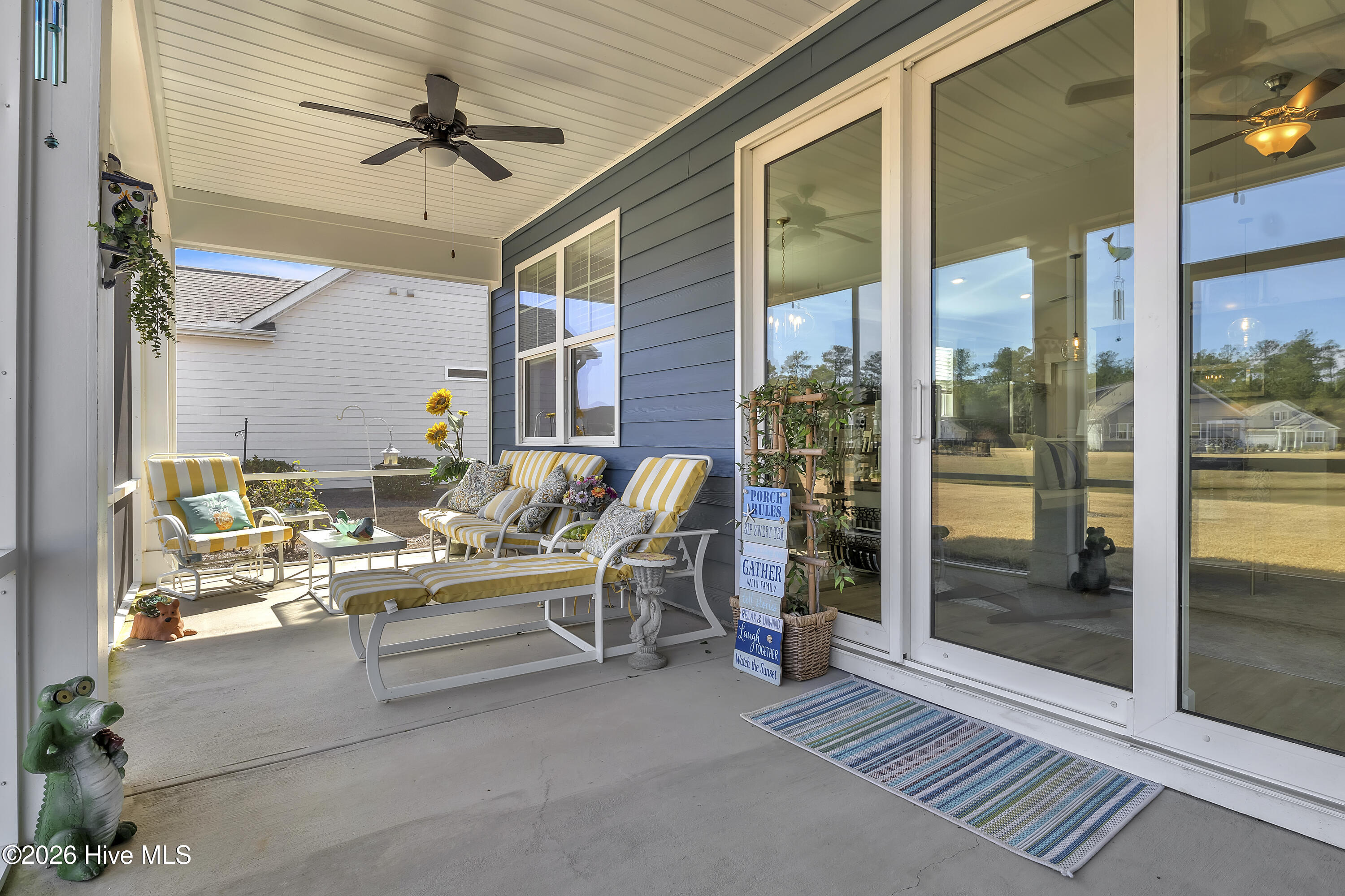 100557593 | Photo 42