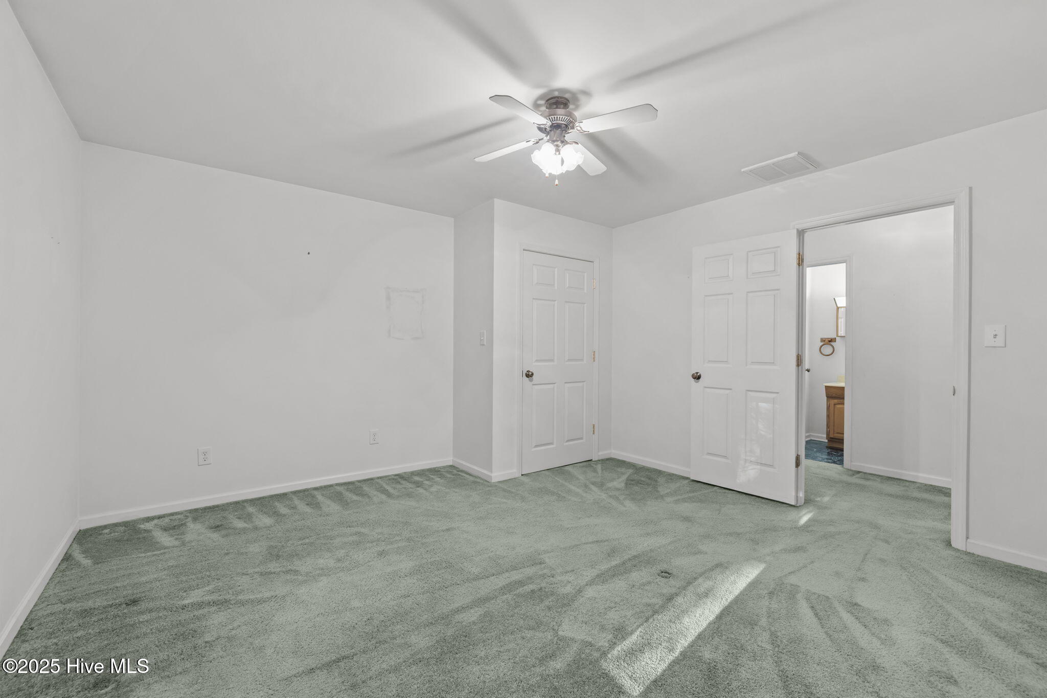 100540758 | Photo 20