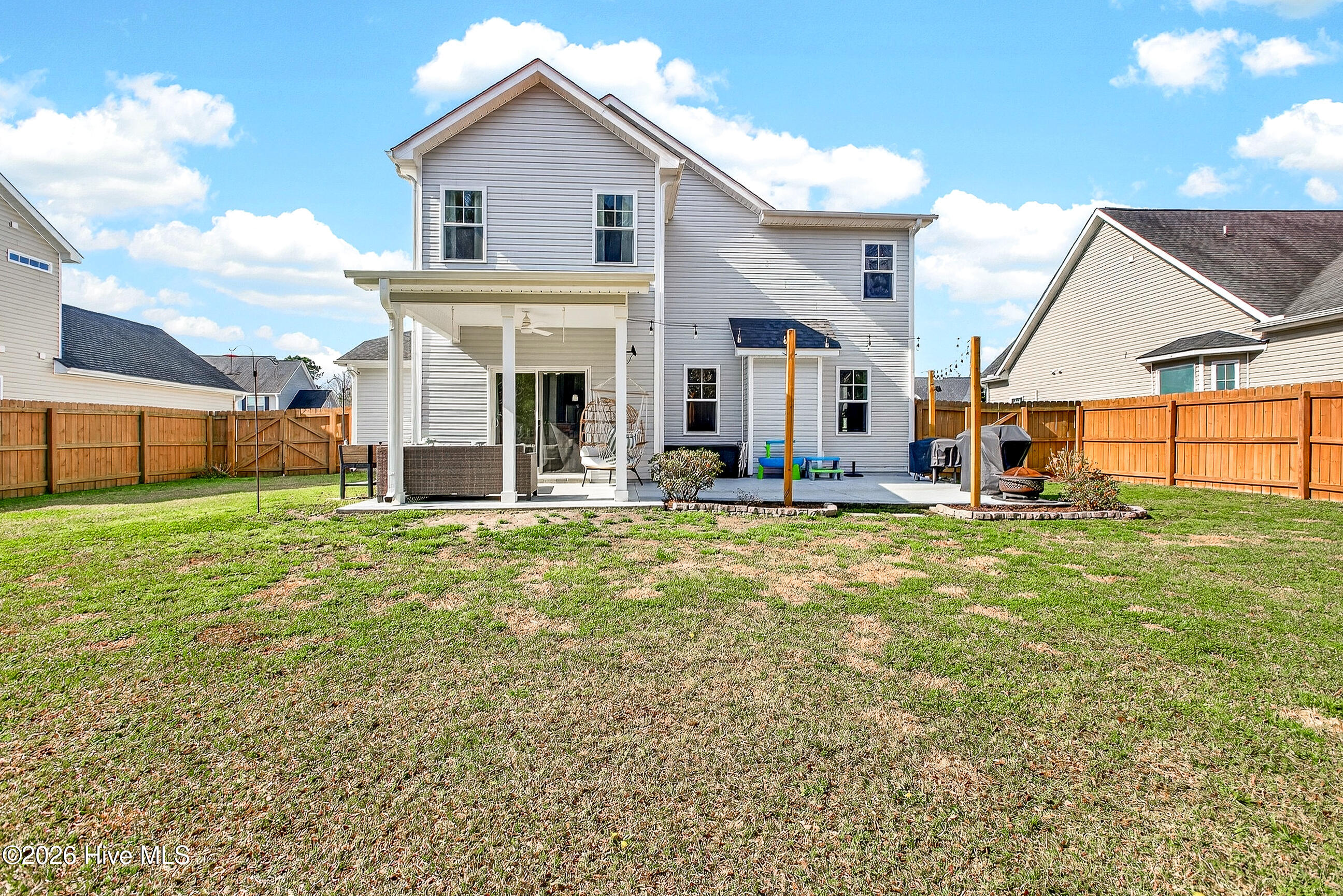 100562931 | Photo 30