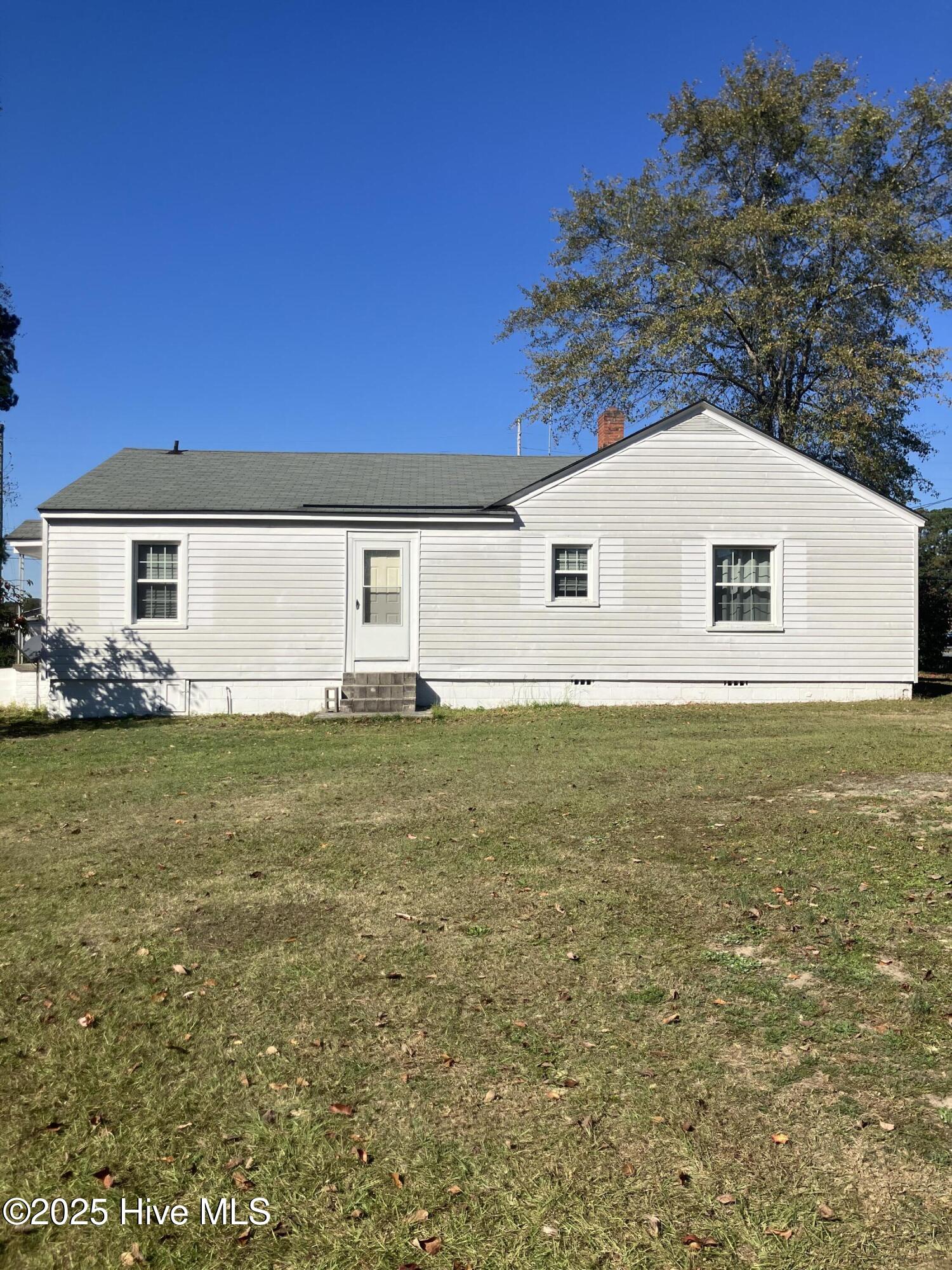 Homes for sale in Washington, NC | 617 Grimes Rd, Washington, NC 27889 | MLS# 100499759