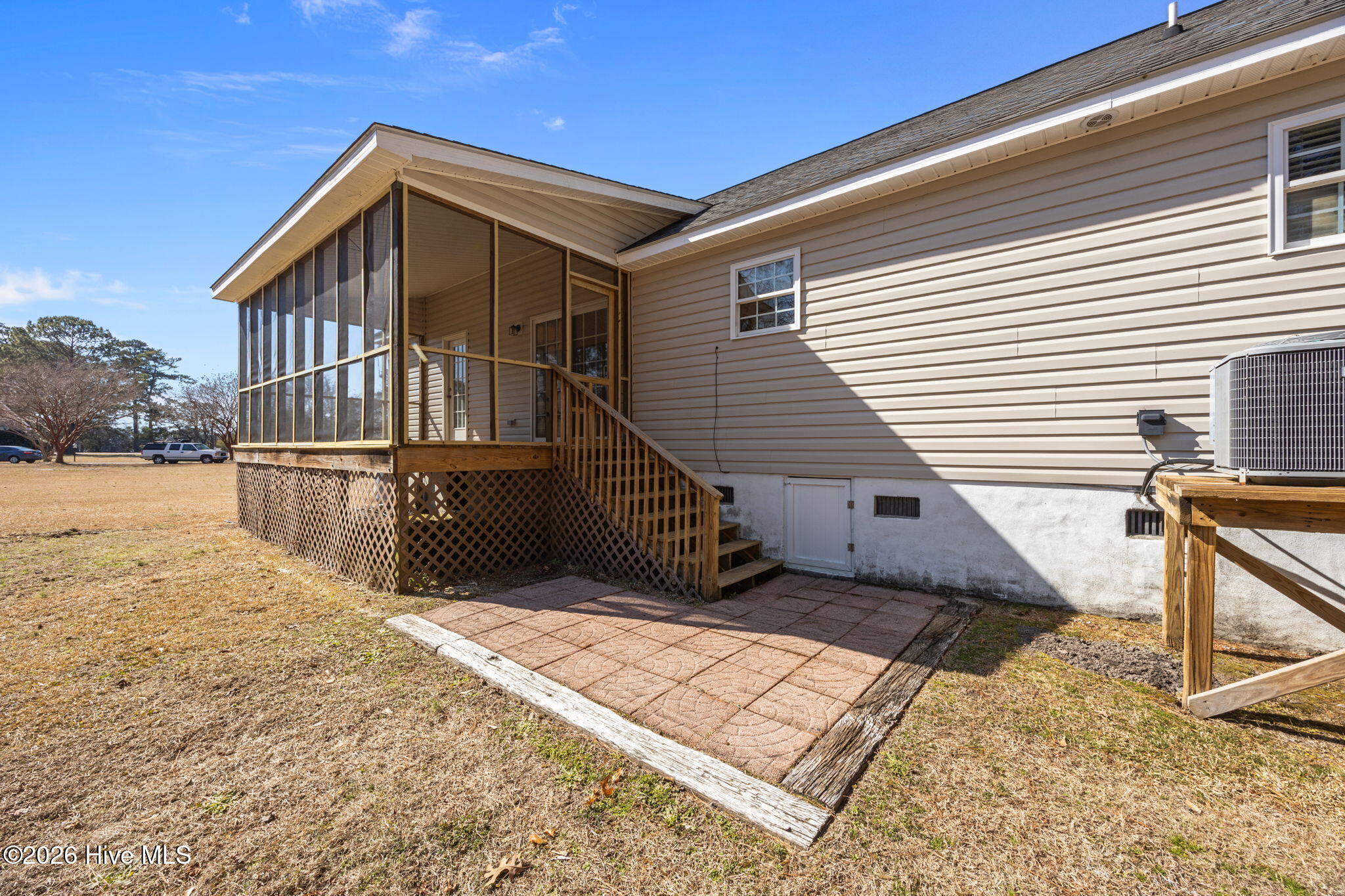 9329 Doris Drive, Oriental, NC, 28571