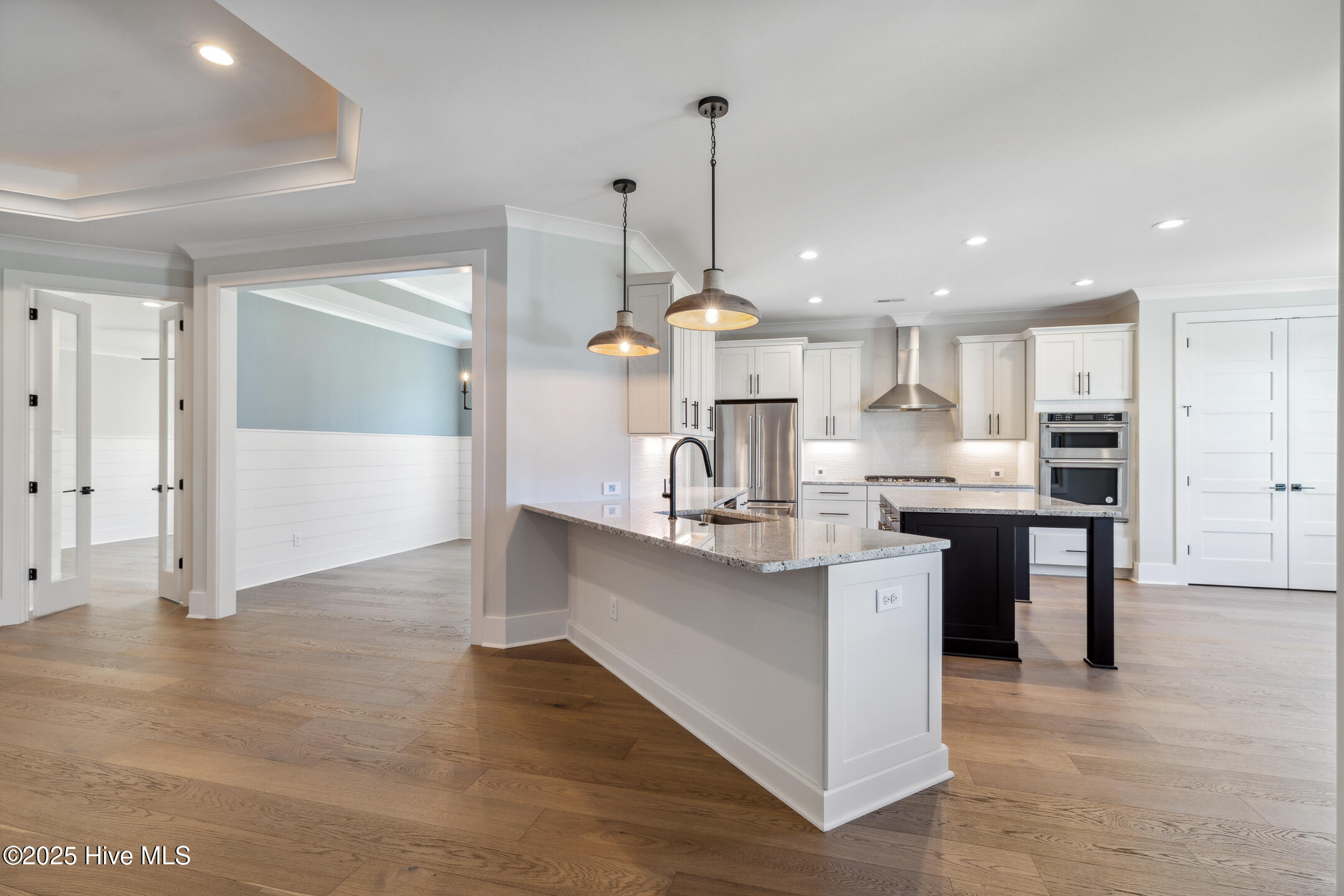 100461244 | Photo 27