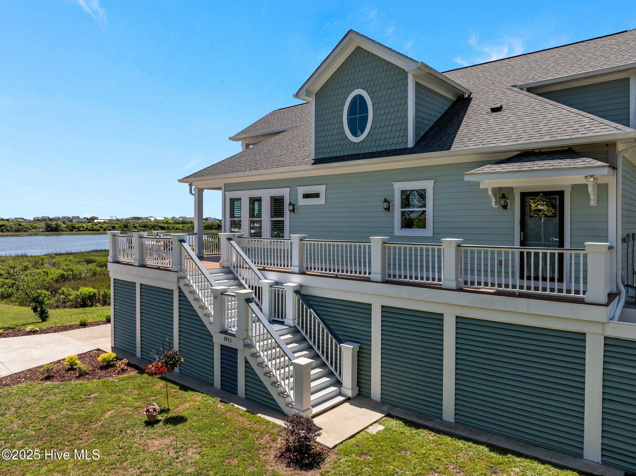 100532890 | Photo 66