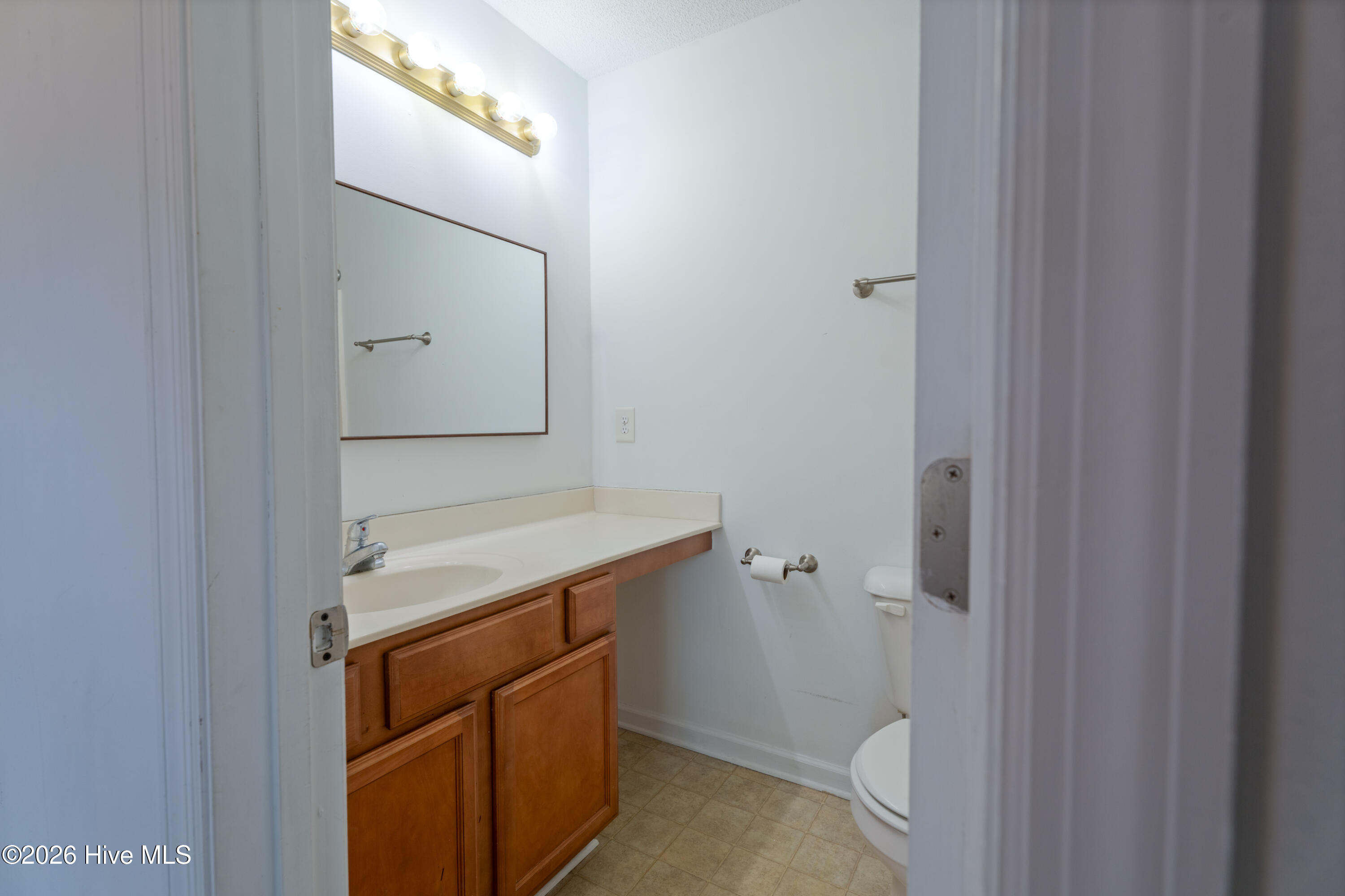 100552668 | Photo 17