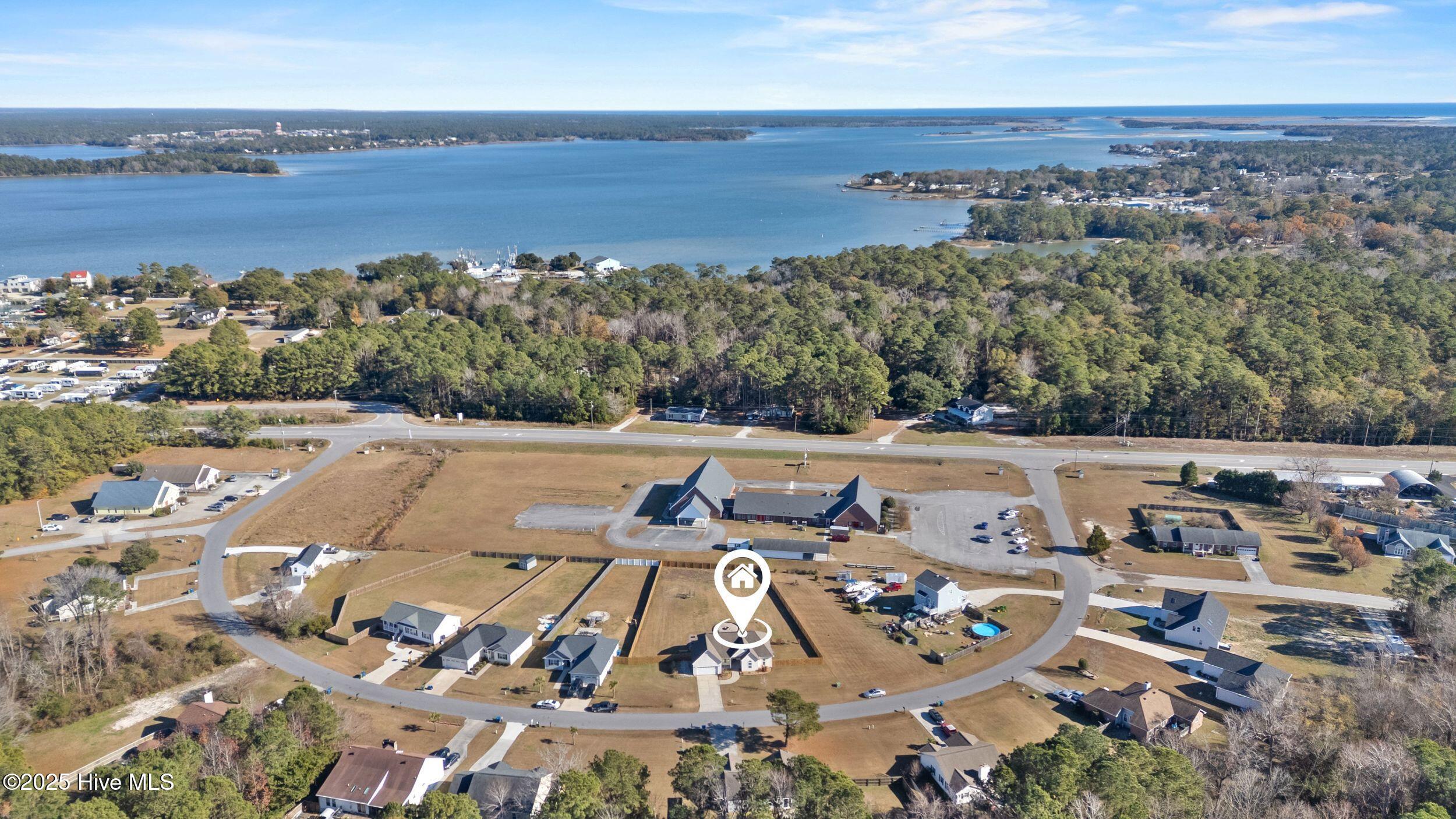 100545669 | Photo 47