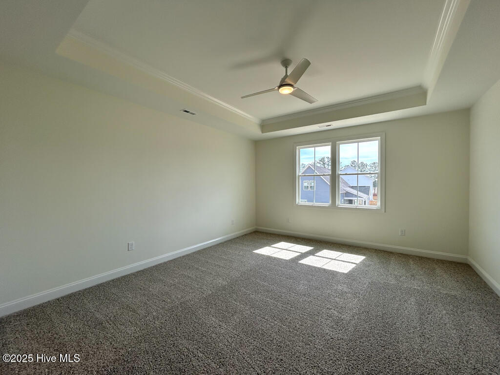 100479294 | Photo 54