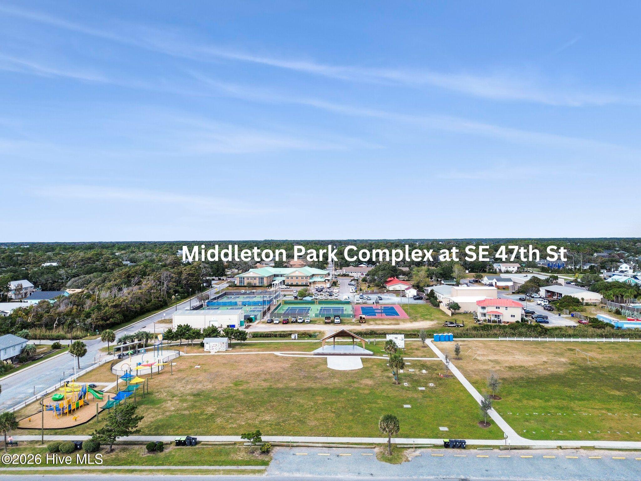 100547575 | Photo 61