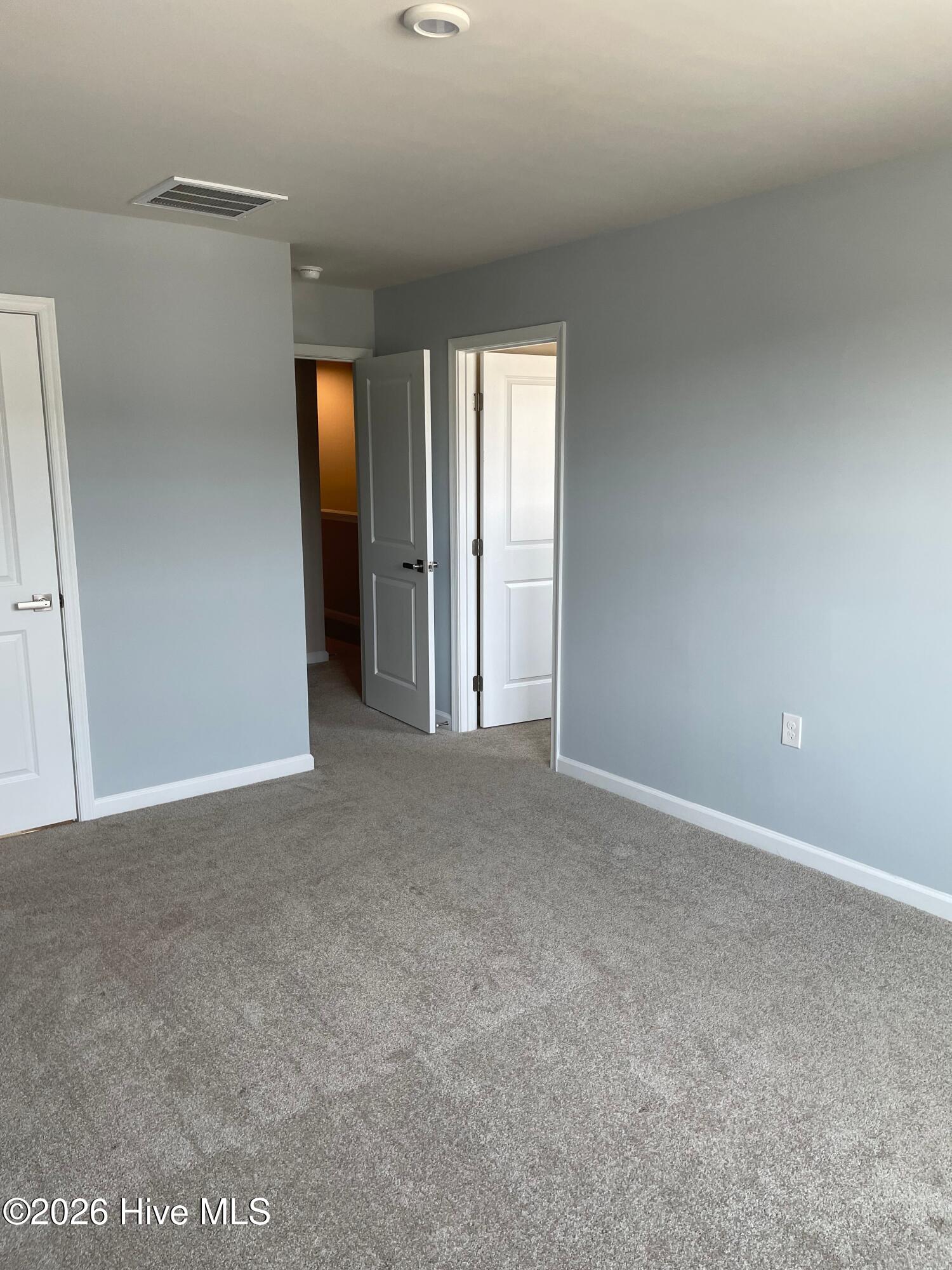 100559123 | Photo 12