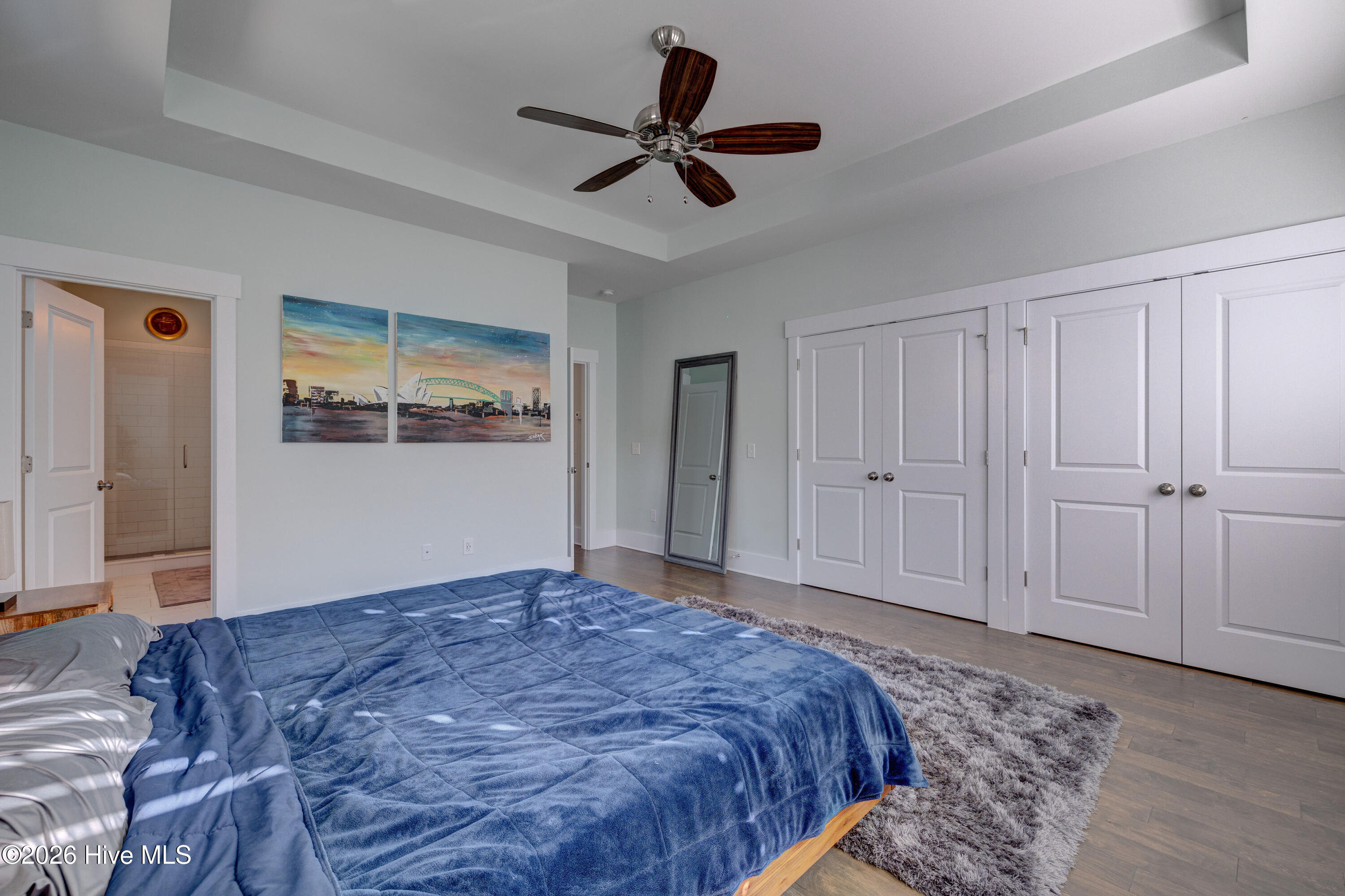 100561022 | Photo 30