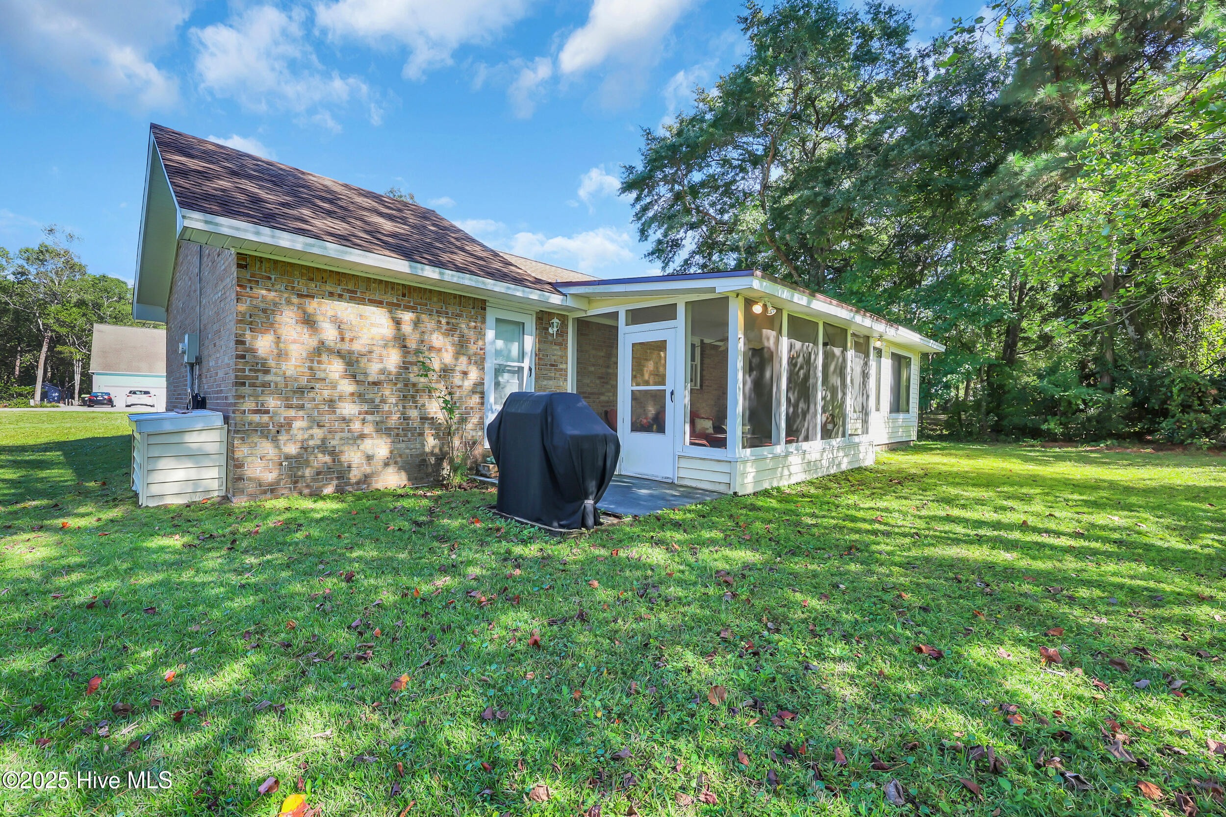 100535037 | Photo 31