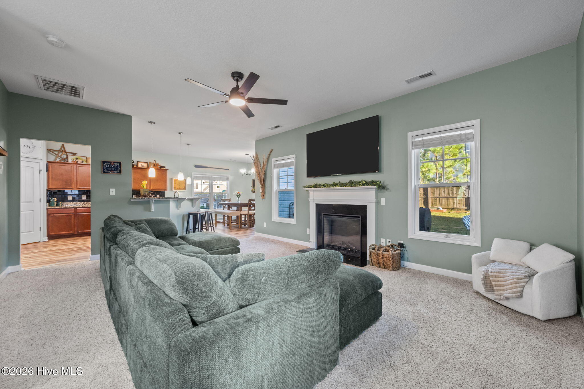 100564258 | Photo 18