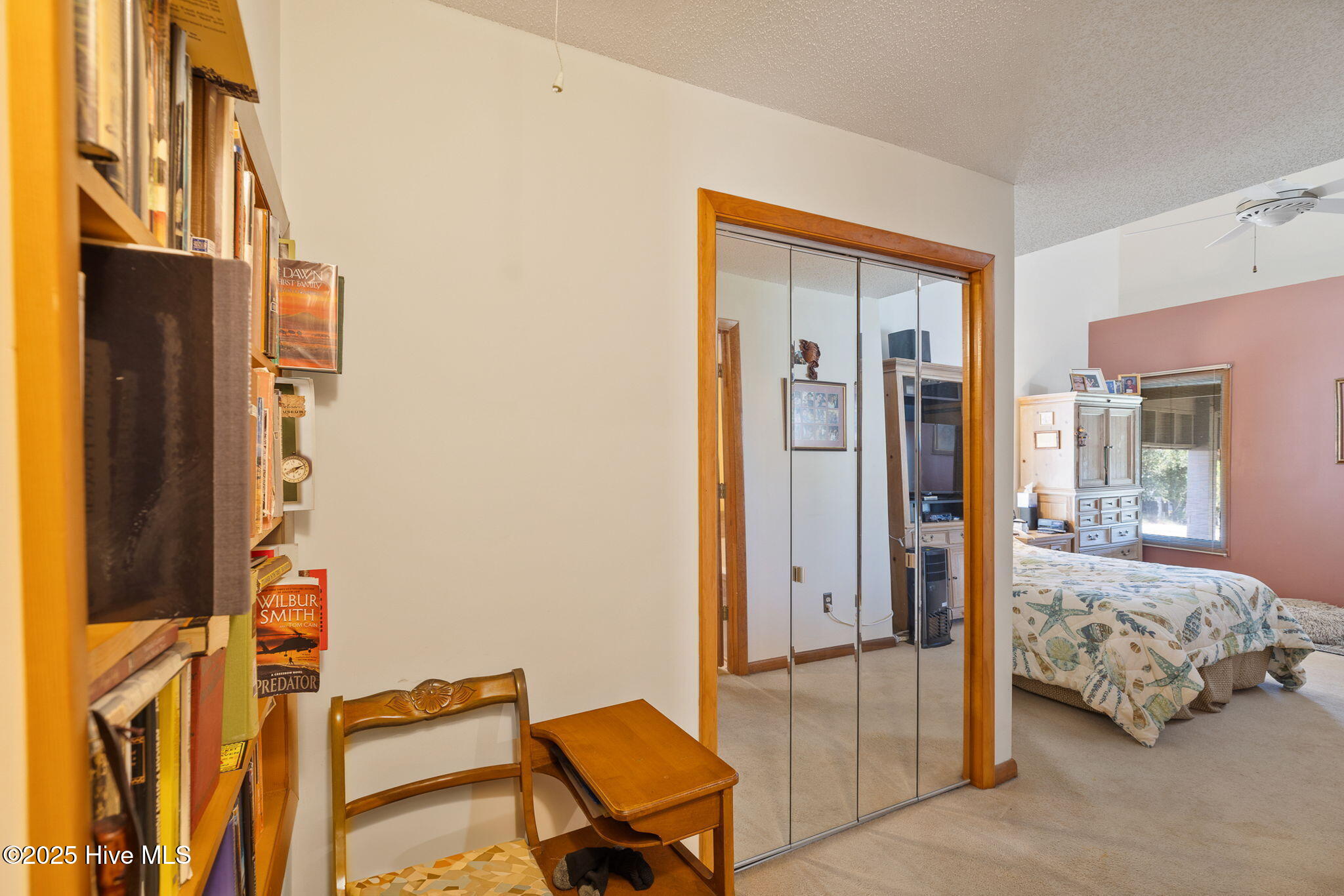 100531930 | Photo 24