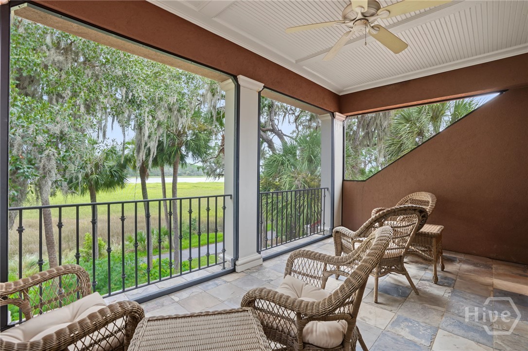2nd level screened porch