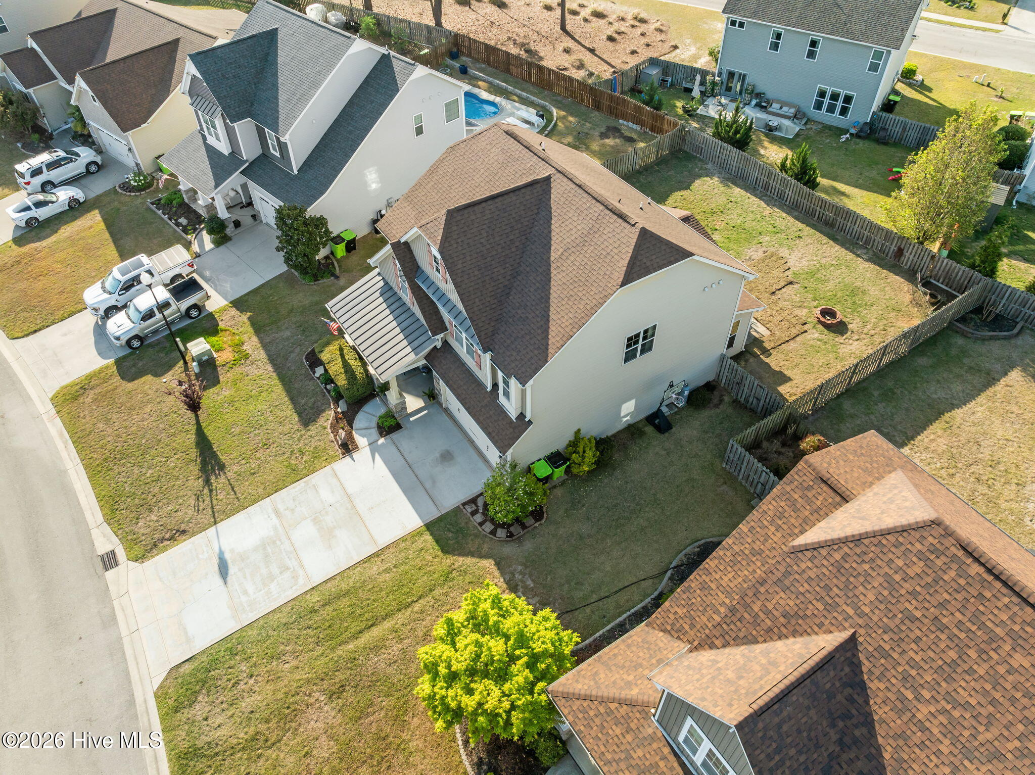 100564669 | Photo 40