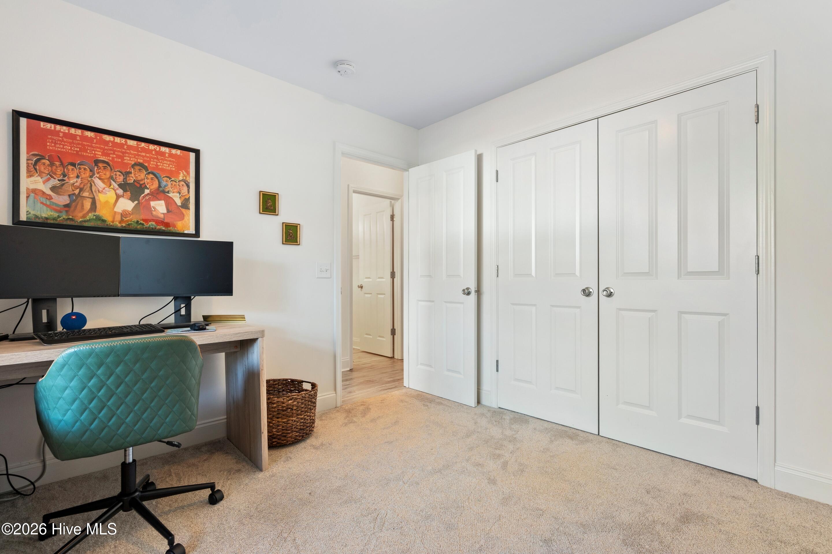 100549655 | Photo 38