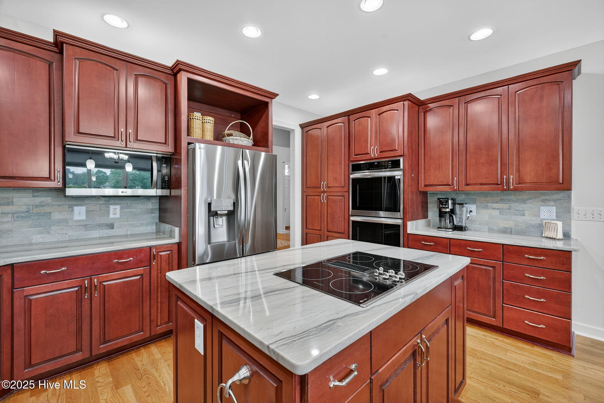 100522503 | Photo 20