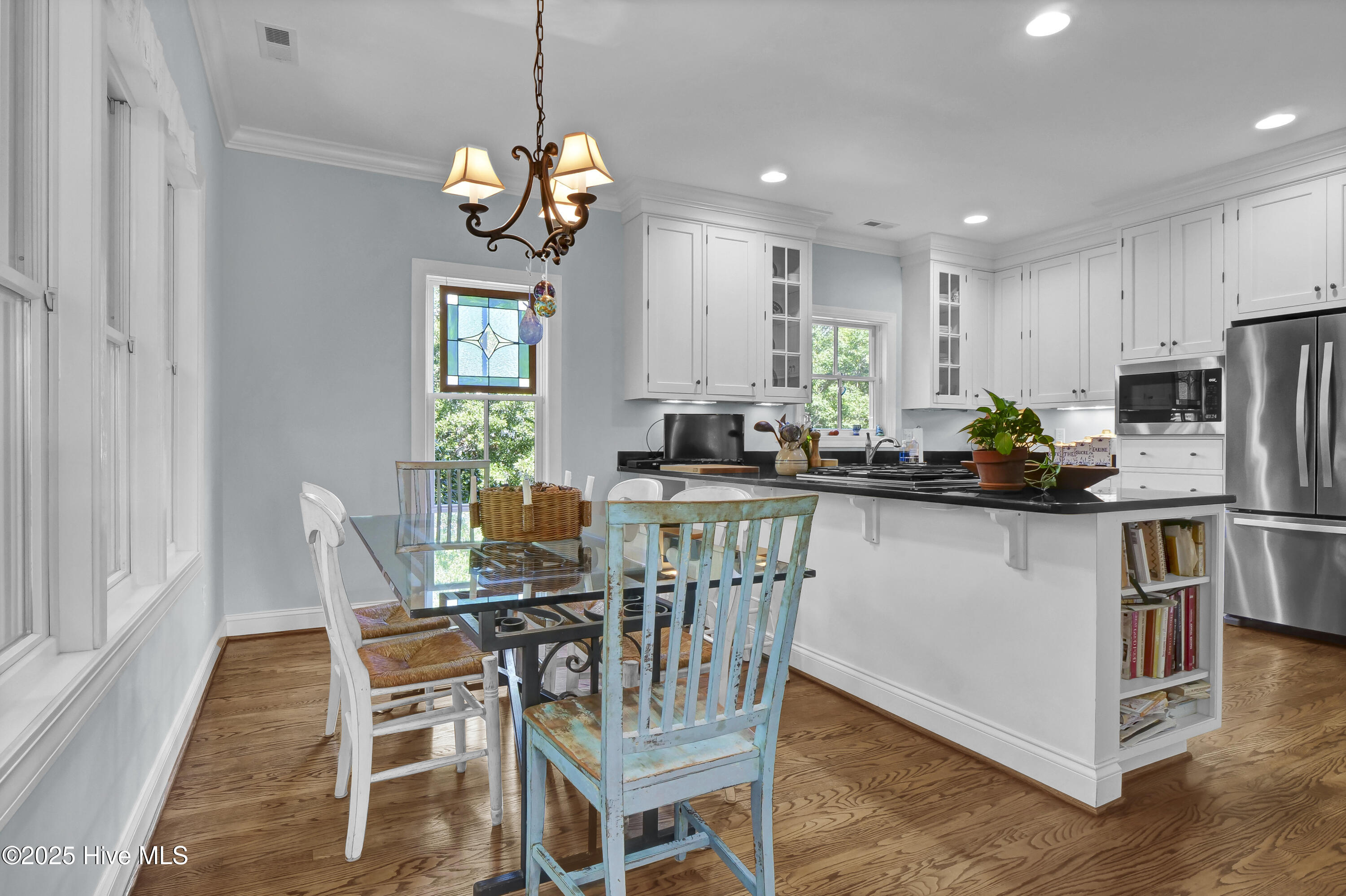 100528059 | Photo 17