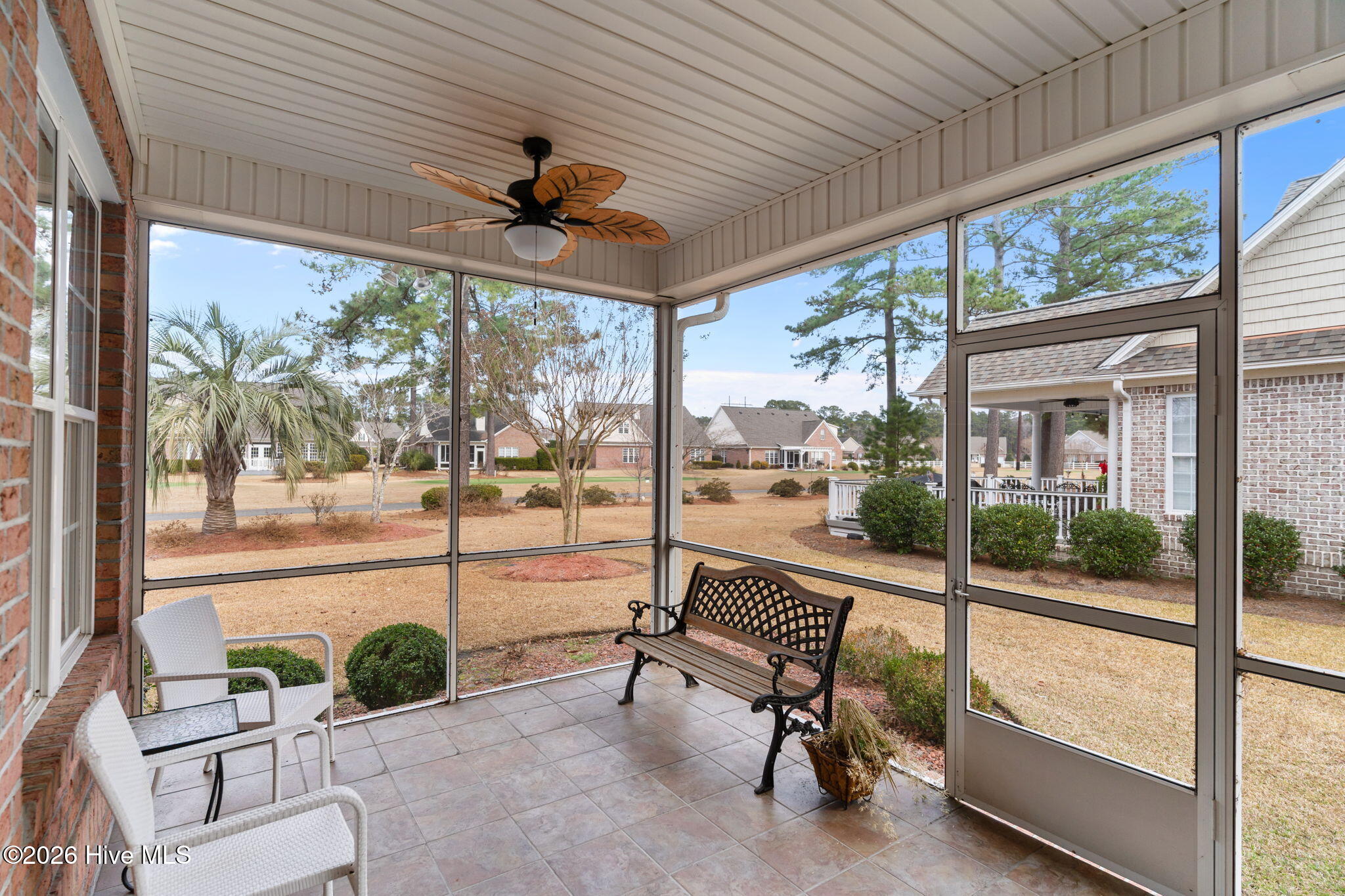 100548977 | Photo 34