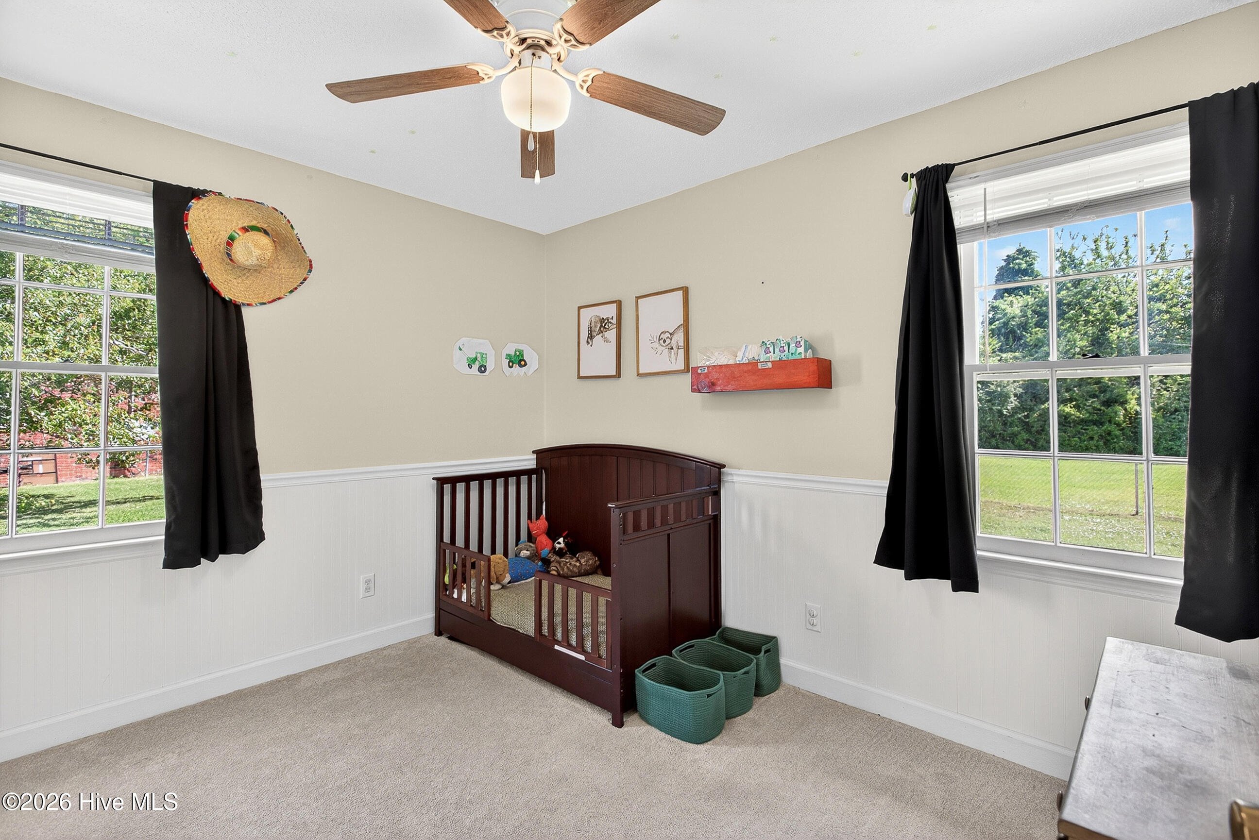 100569651 | Photo 14