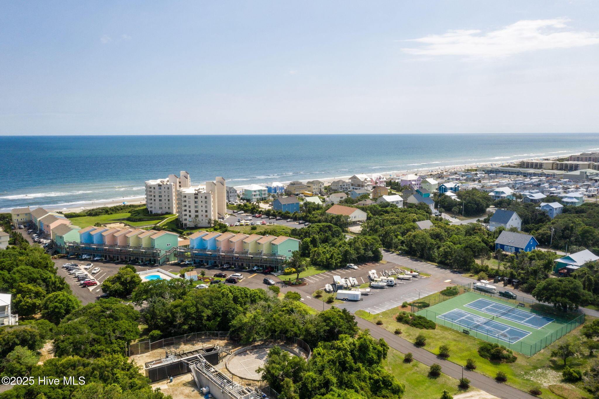 100527145 | Photo 21