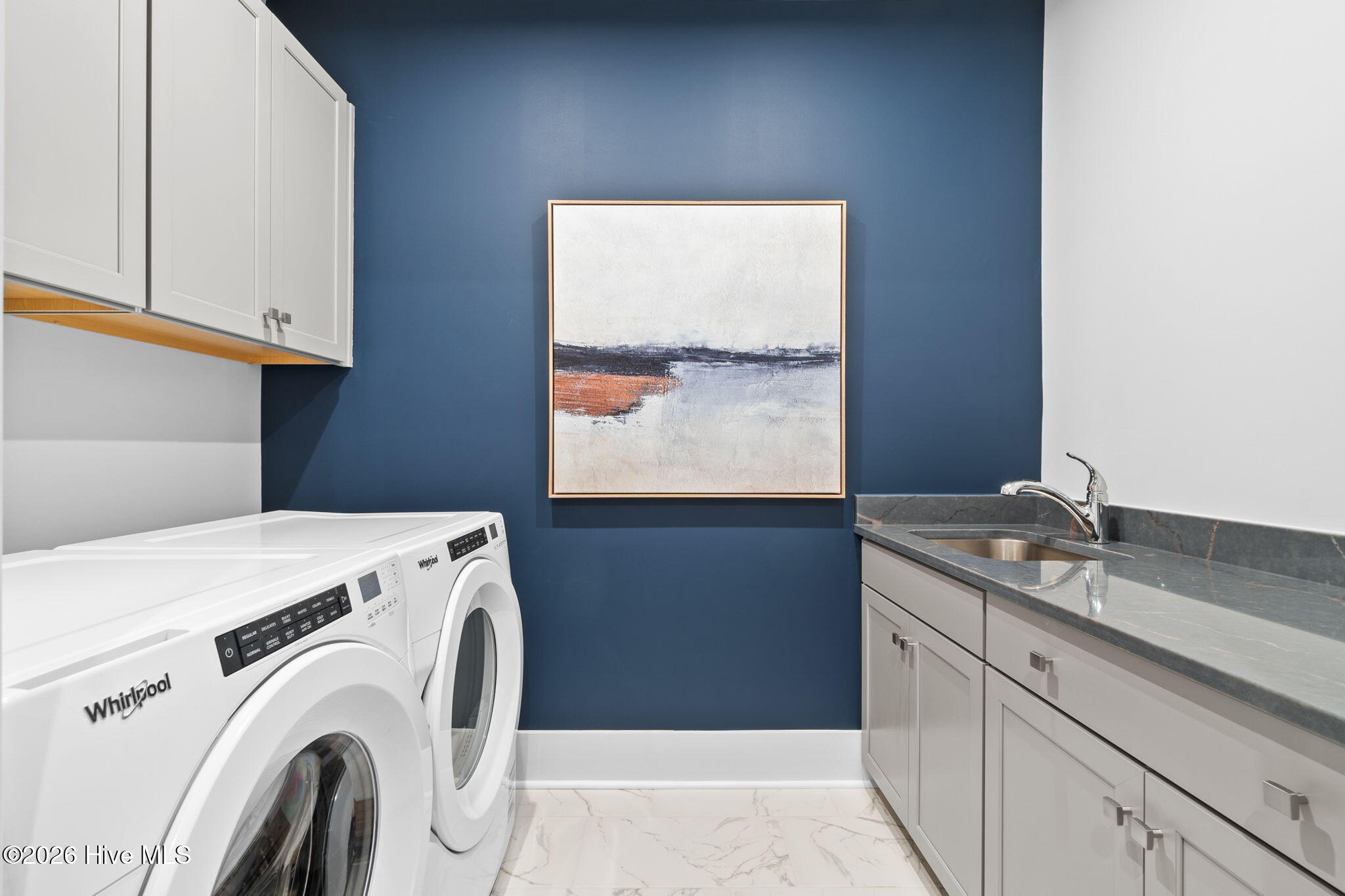 100552049 | Photo 29