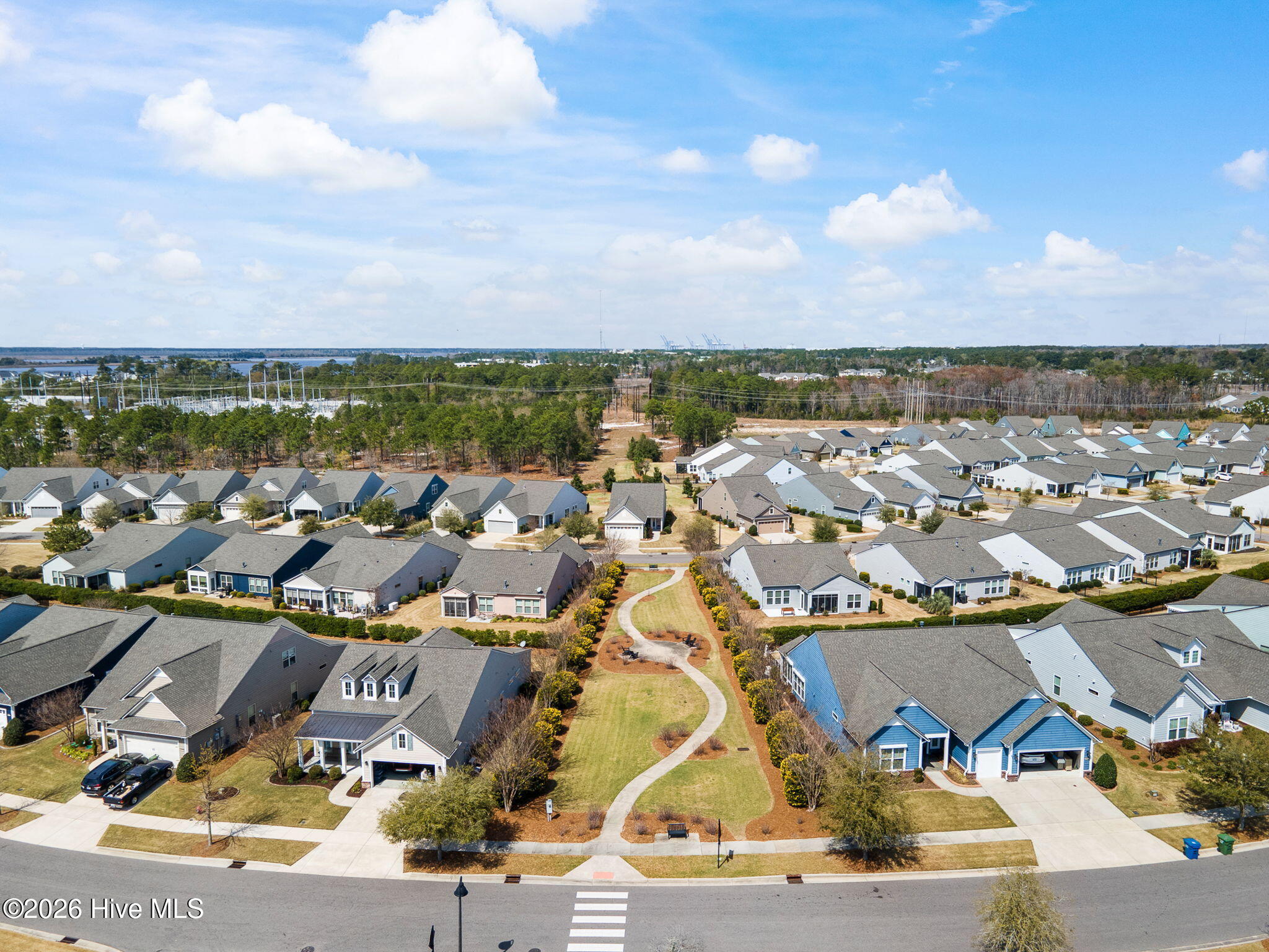 100564414 | Photo 66