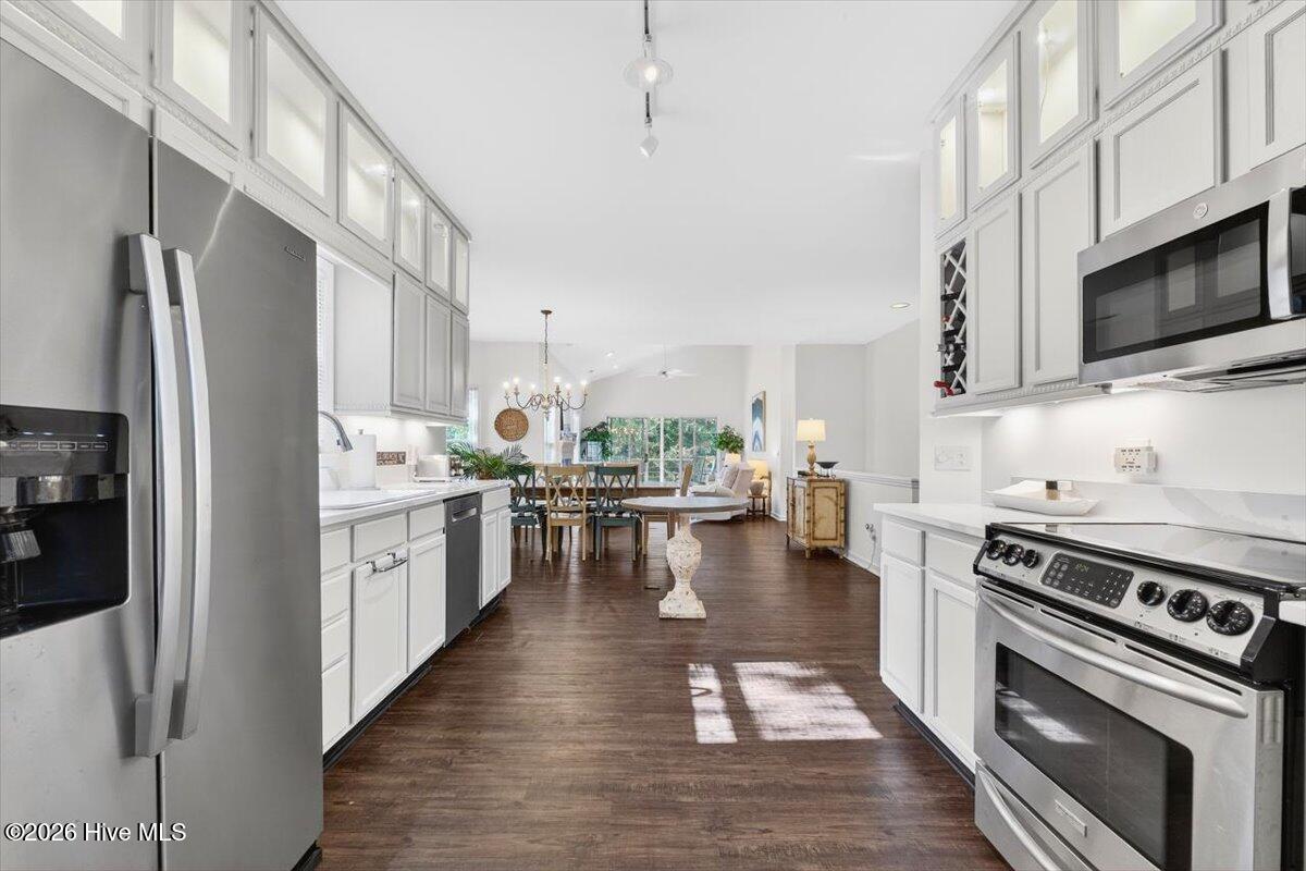 100551155 | Photo 13