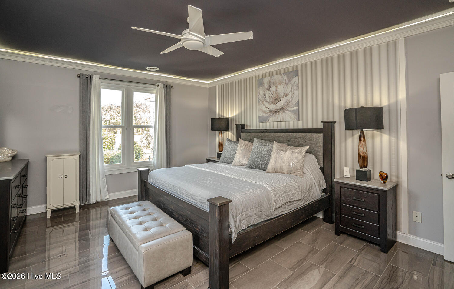 100561911 | Photo 29