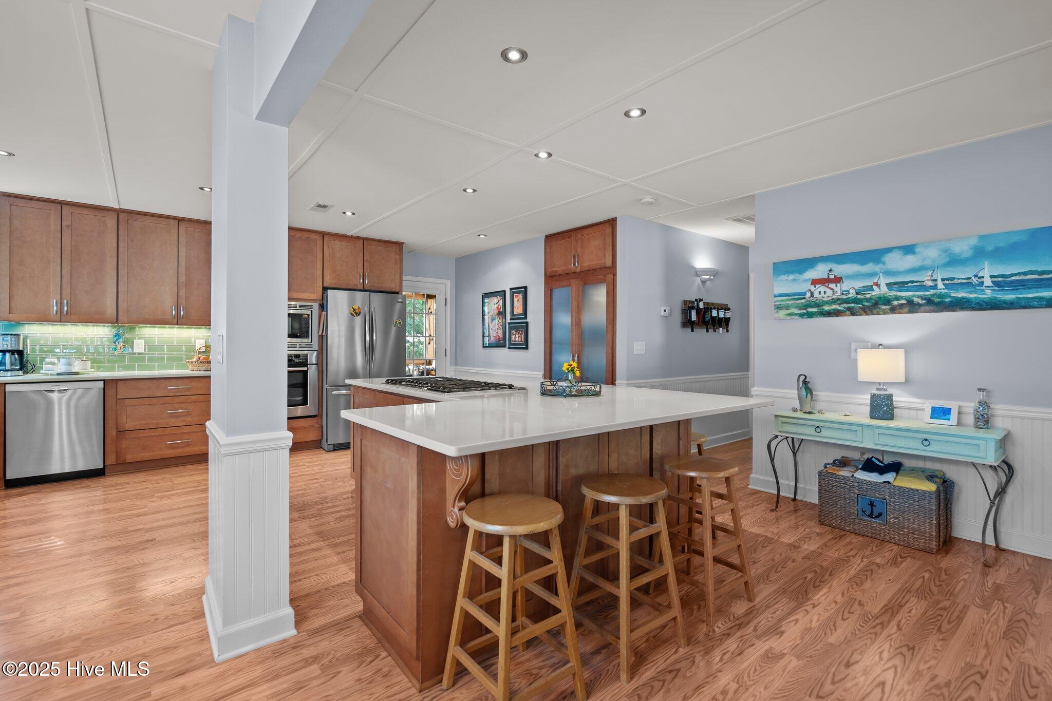 100516795 | Photo 15