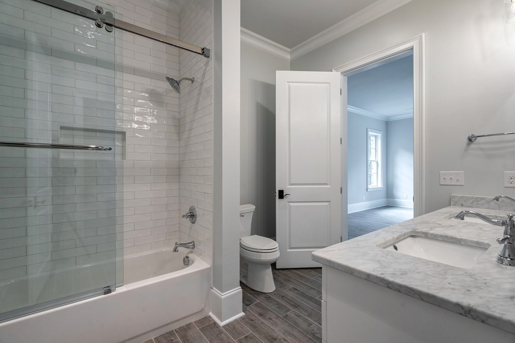 Basement Owner's Suite