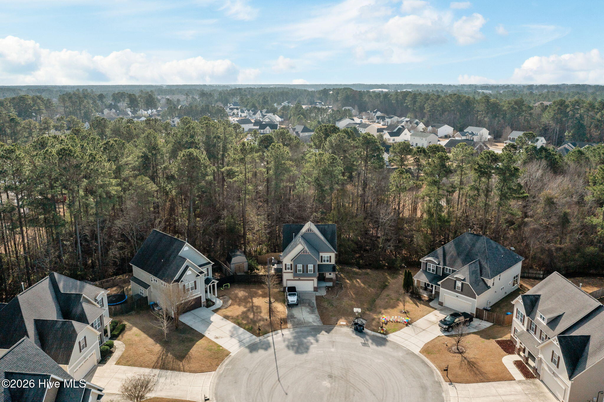 100548967 | Photo 43