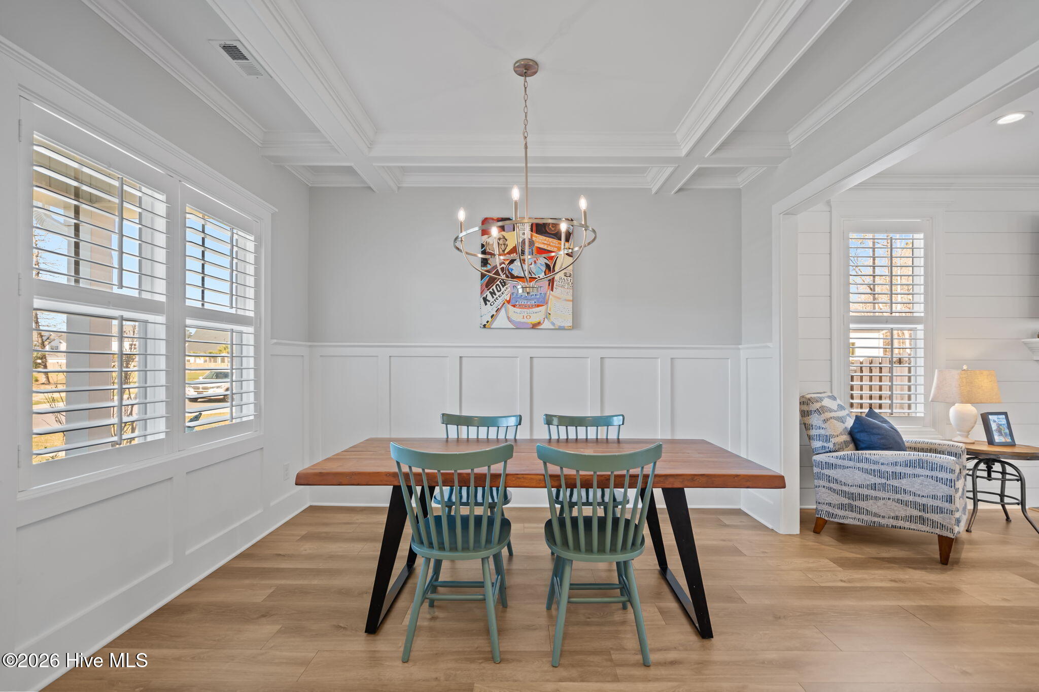 100562064 | Photo 10