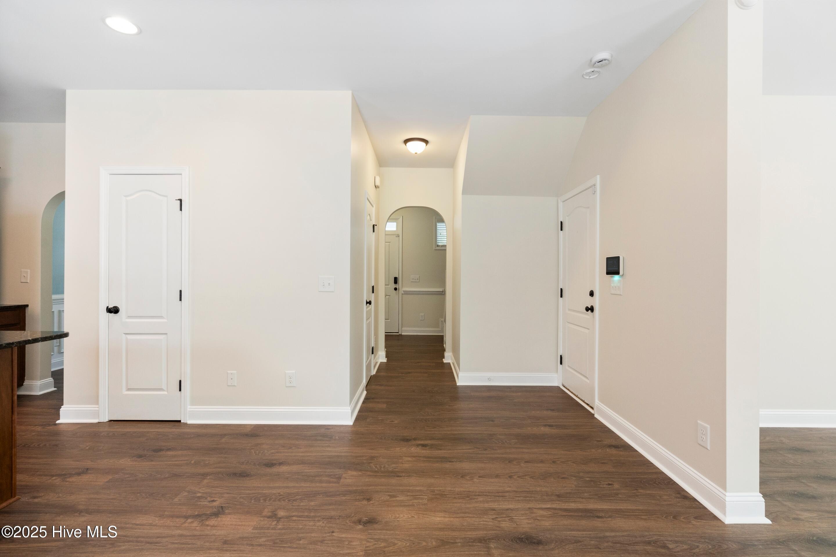 100506329 | Photo 24