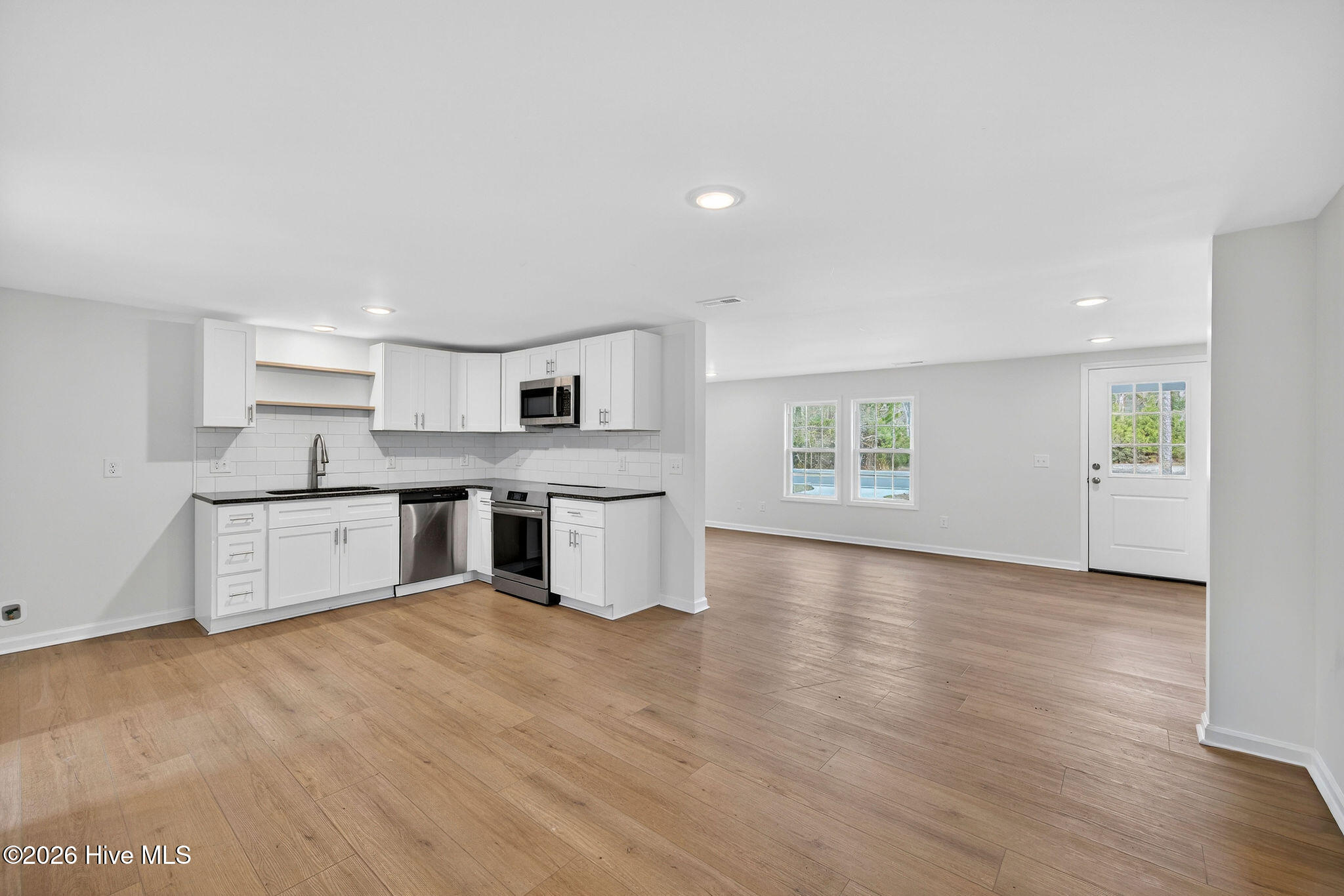 9626 Nc Highway 50, Maple Hill, NC 28454 – photo 9: 9626NC-50-22