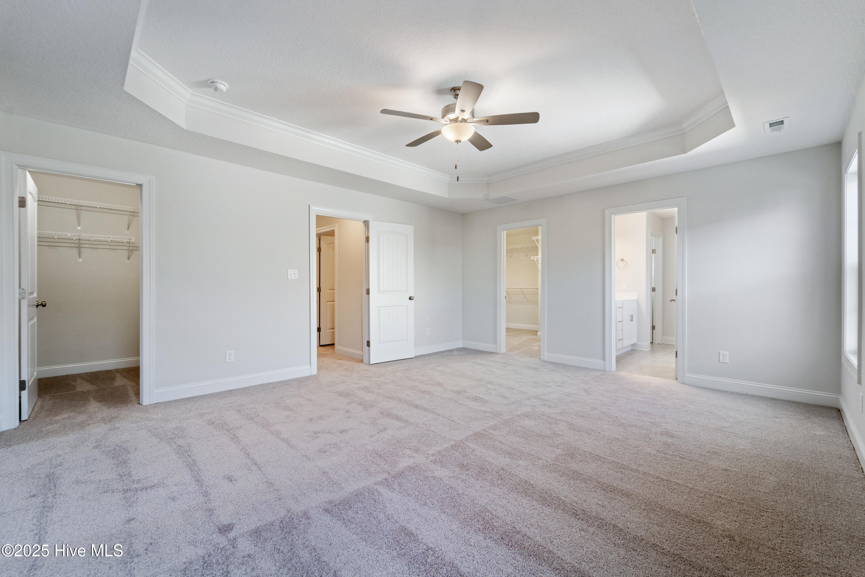 100512578 | Photo 33