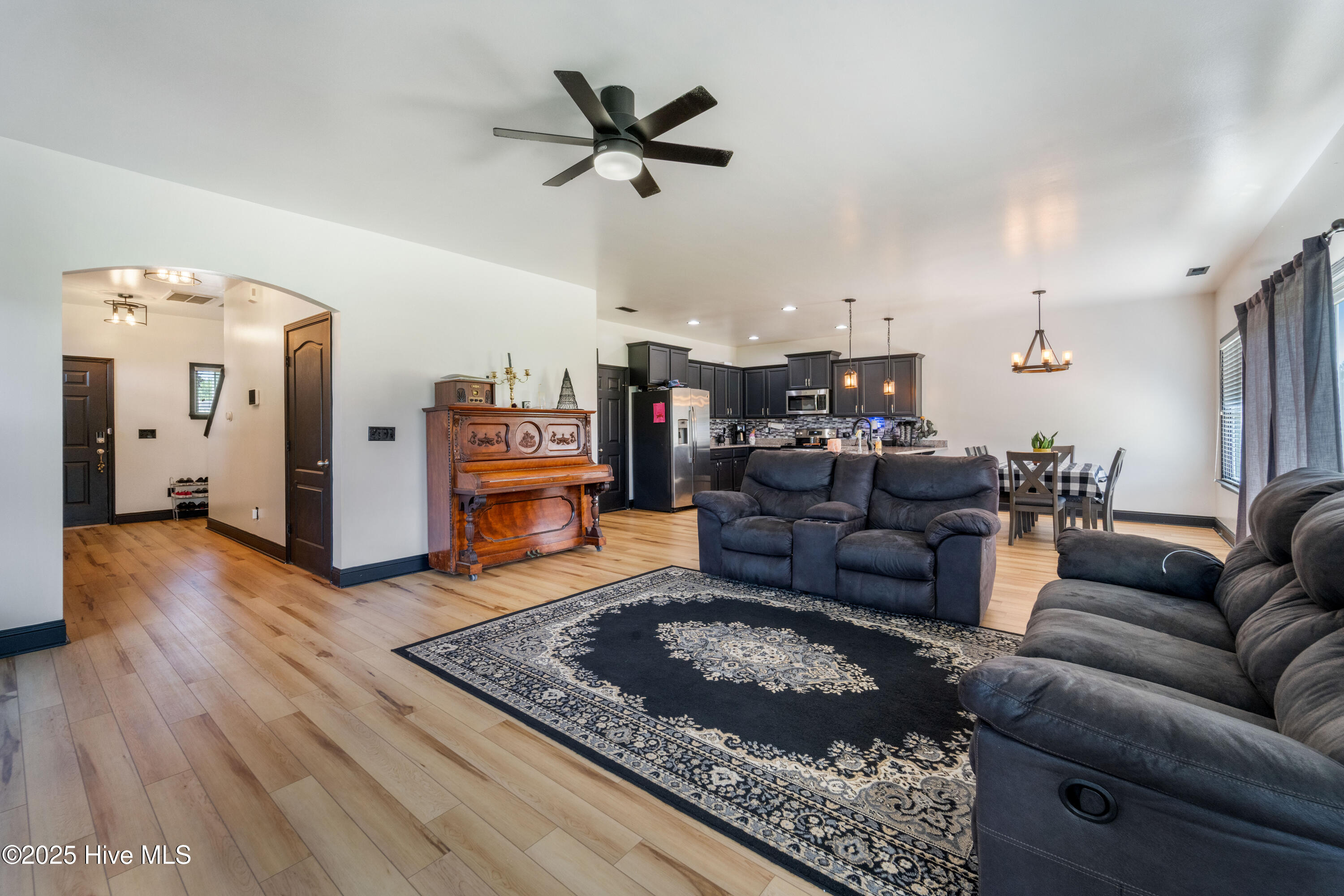 106 Moss Creek Drive, Jacksonville, NC 28540 – photo 2: DSC03147