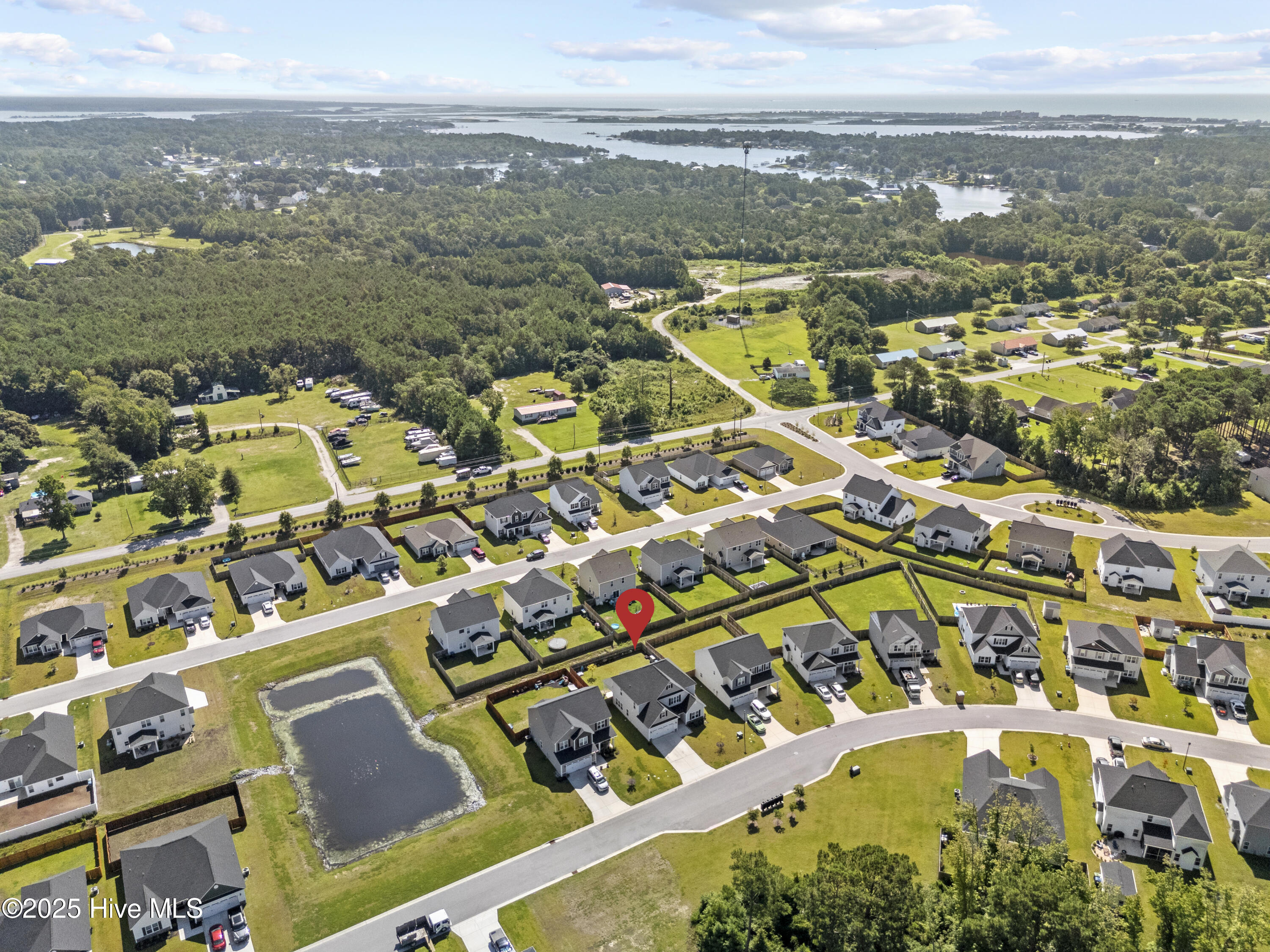 100518858 | Photo 51