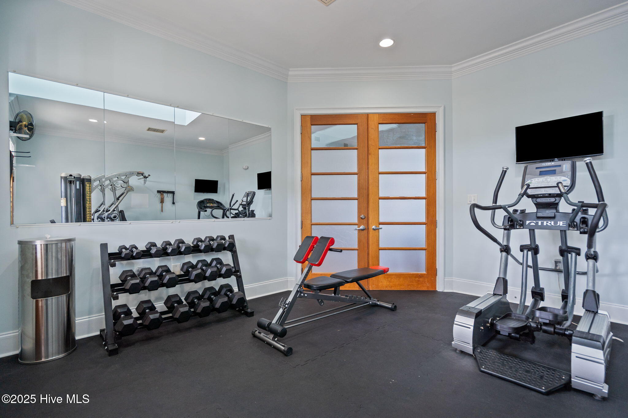 100544048 | Photo 54