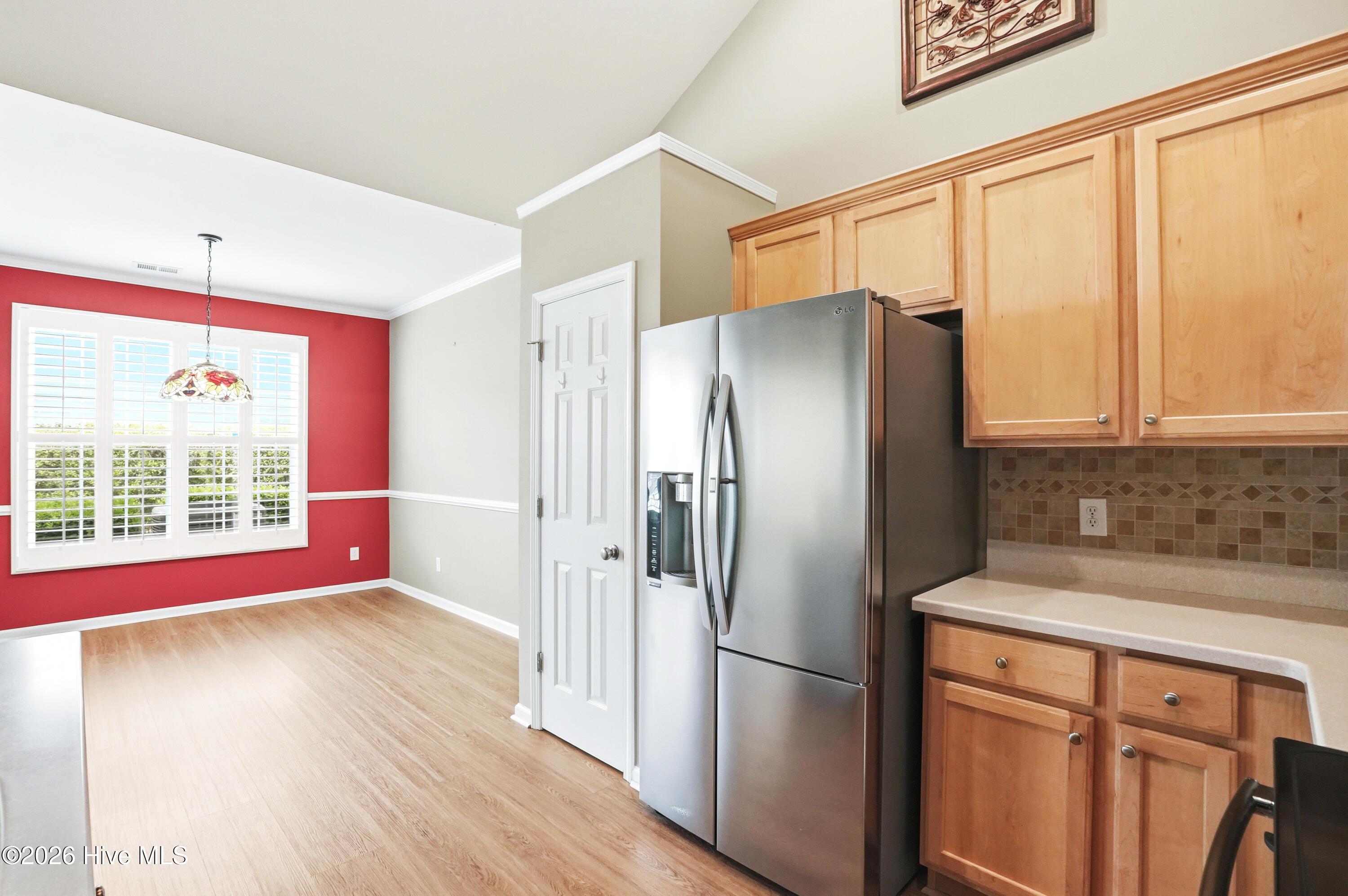 100564881 | Photo 21