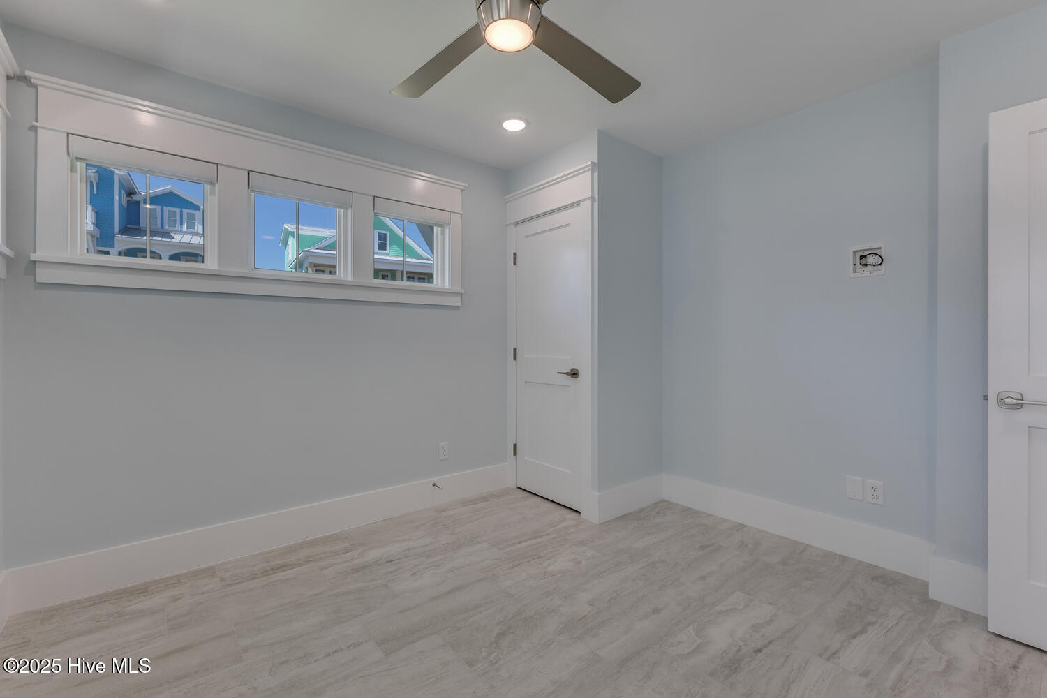 100537523 | Photo 39